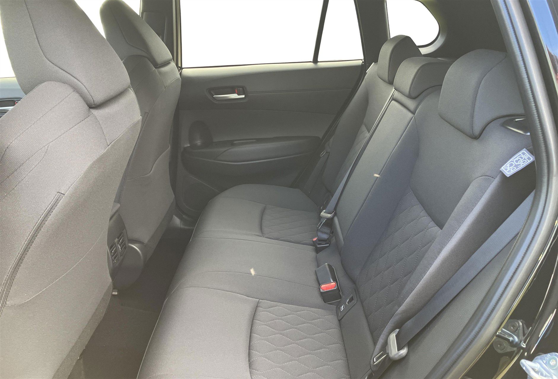 Billede af Toyota Corolla Cross 1,8 Hybrid Style Comfort 140HK 5d Aut.