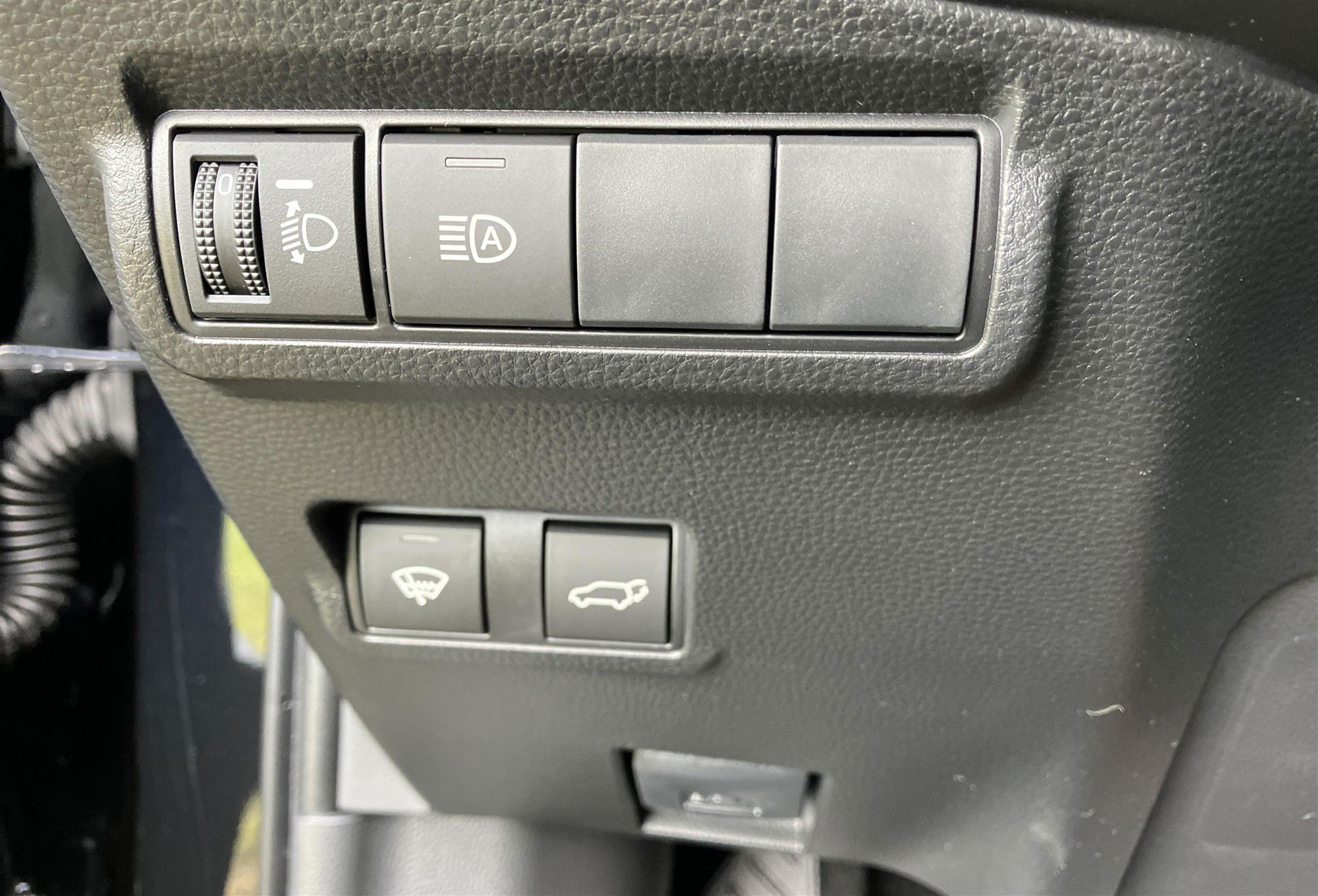 Billede af Toyota Corolla Cross 1,8 Hybrid Style Comfort 140HK 5d Aut.