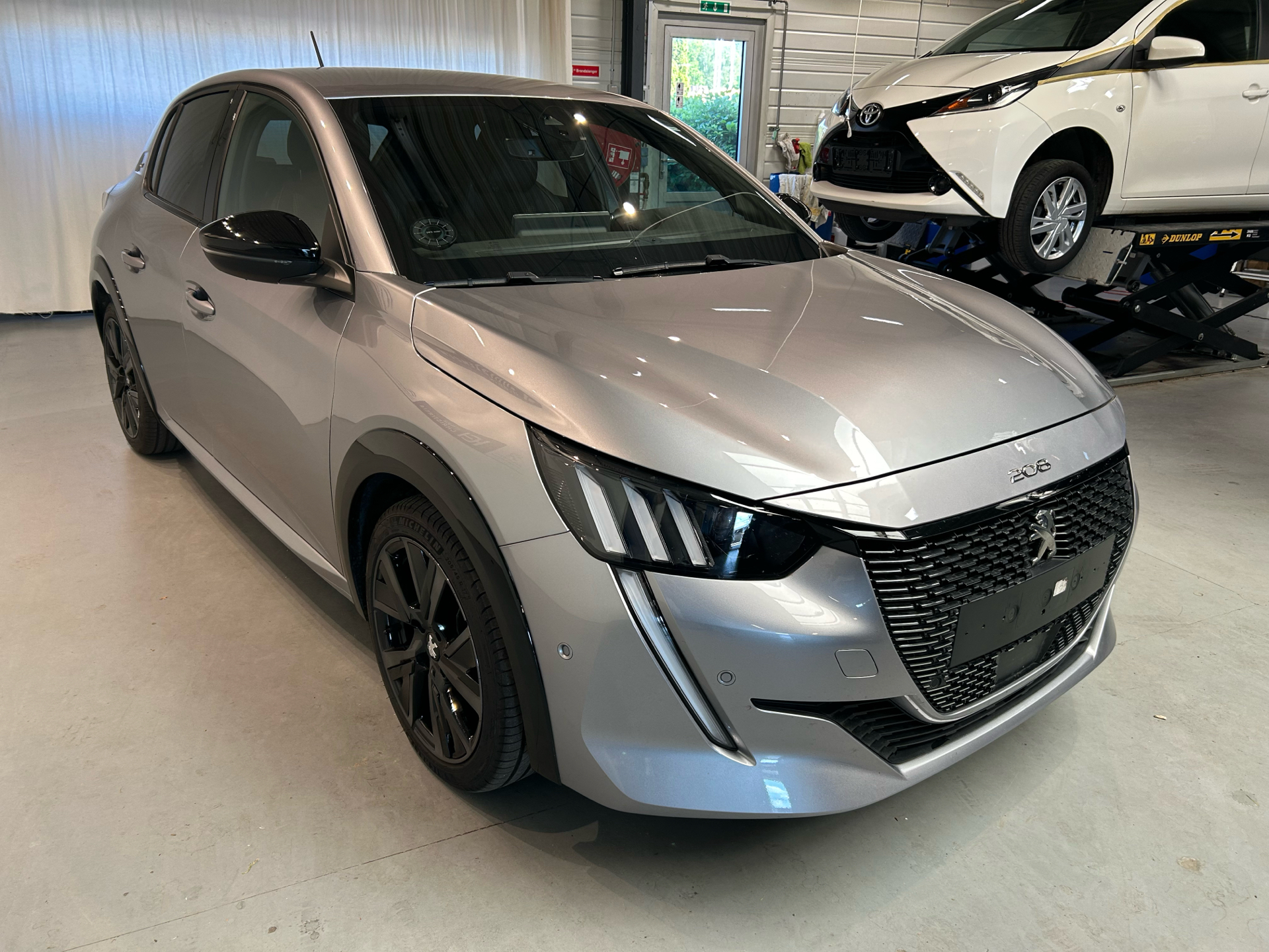 Billede af Peugeot 208 1,2 PureTech GT 100HK 5d 6g