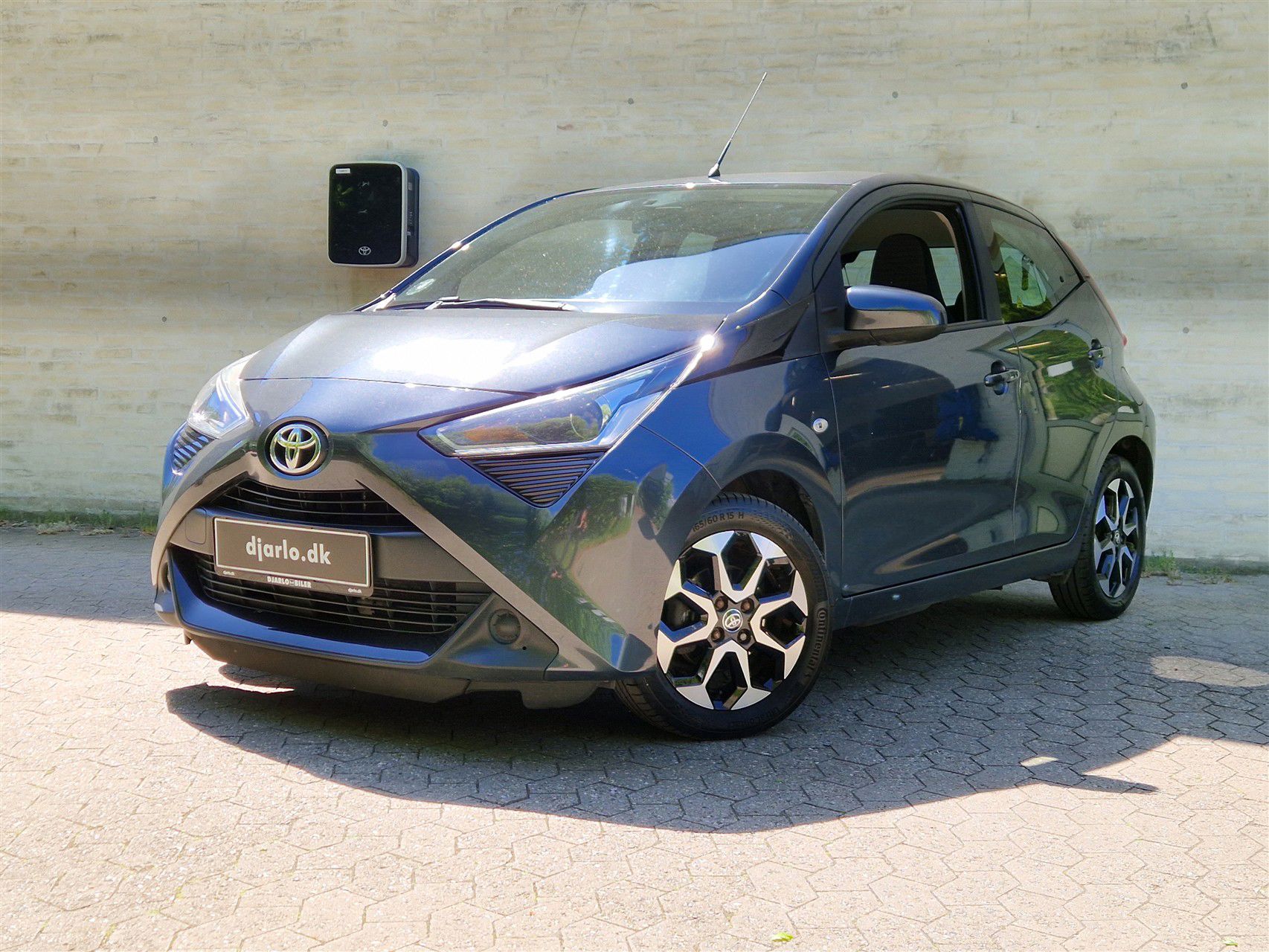 Billede af Toyota Aygo 1,0 VVT-I X-plore DAB+ 72HK 5d