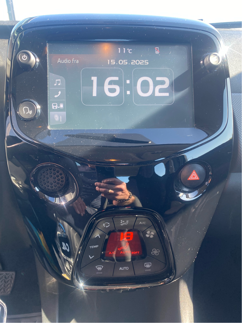 Billede af Peugeot 108 1,0 e-Vti Infinity M 72HK 5d