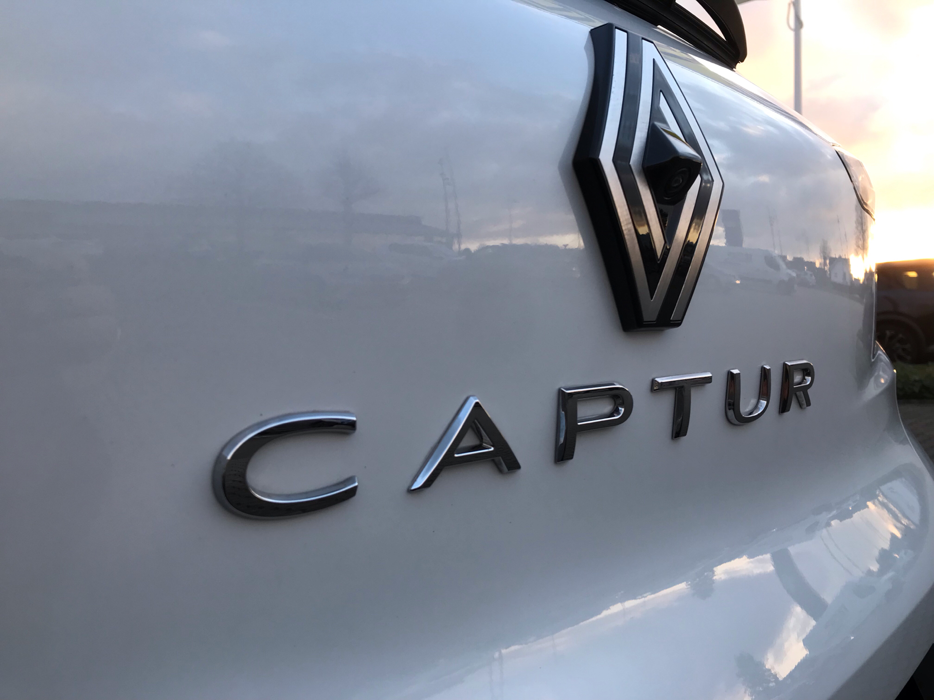 Billede af Renault Captur 1,3 TCE  Mild hybrid Techno 140HK 5d 6g