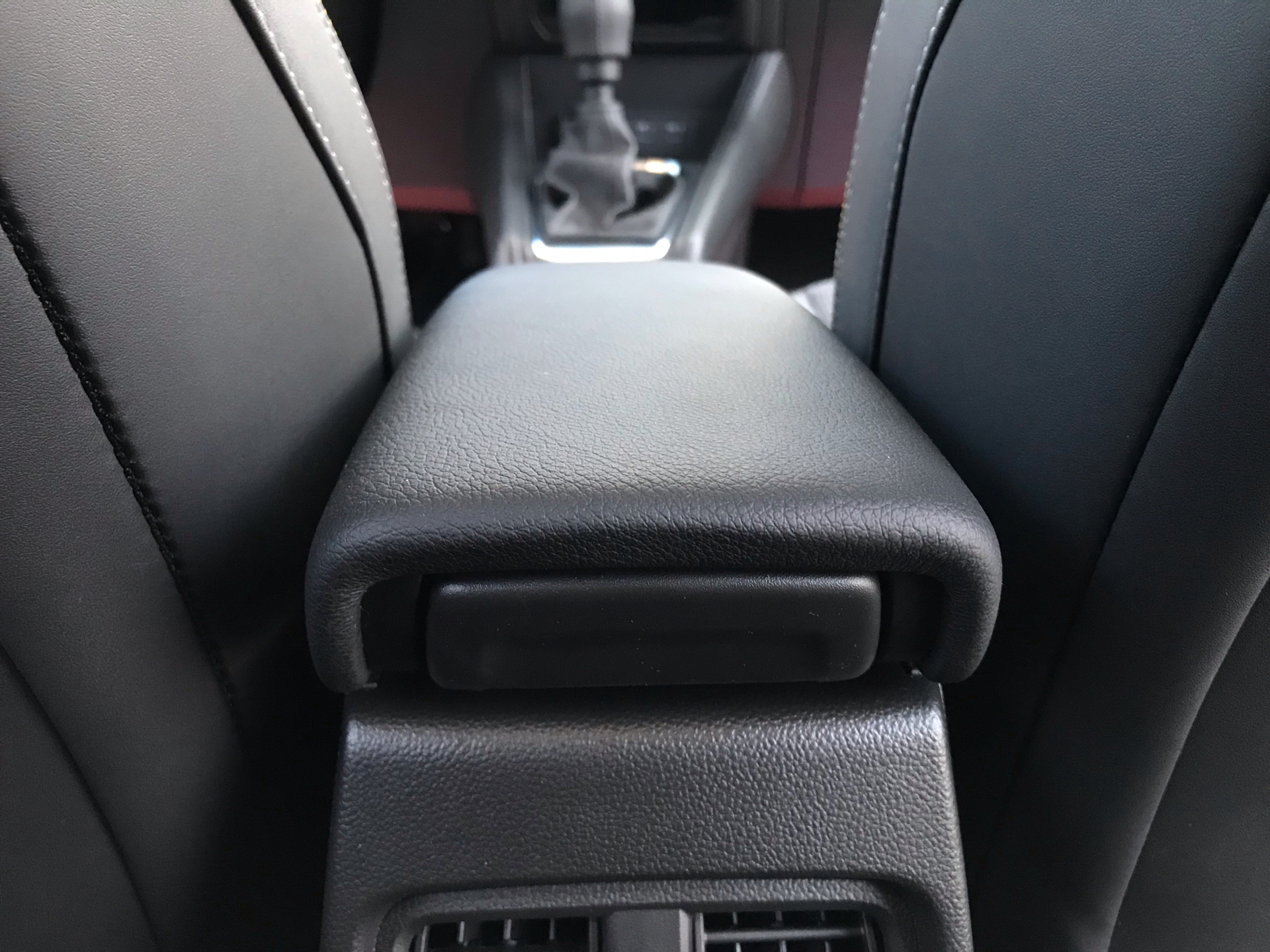 Billede af Renault Captur 1,3 TCE  Mild hybrid Techno 140HK 5d 6g