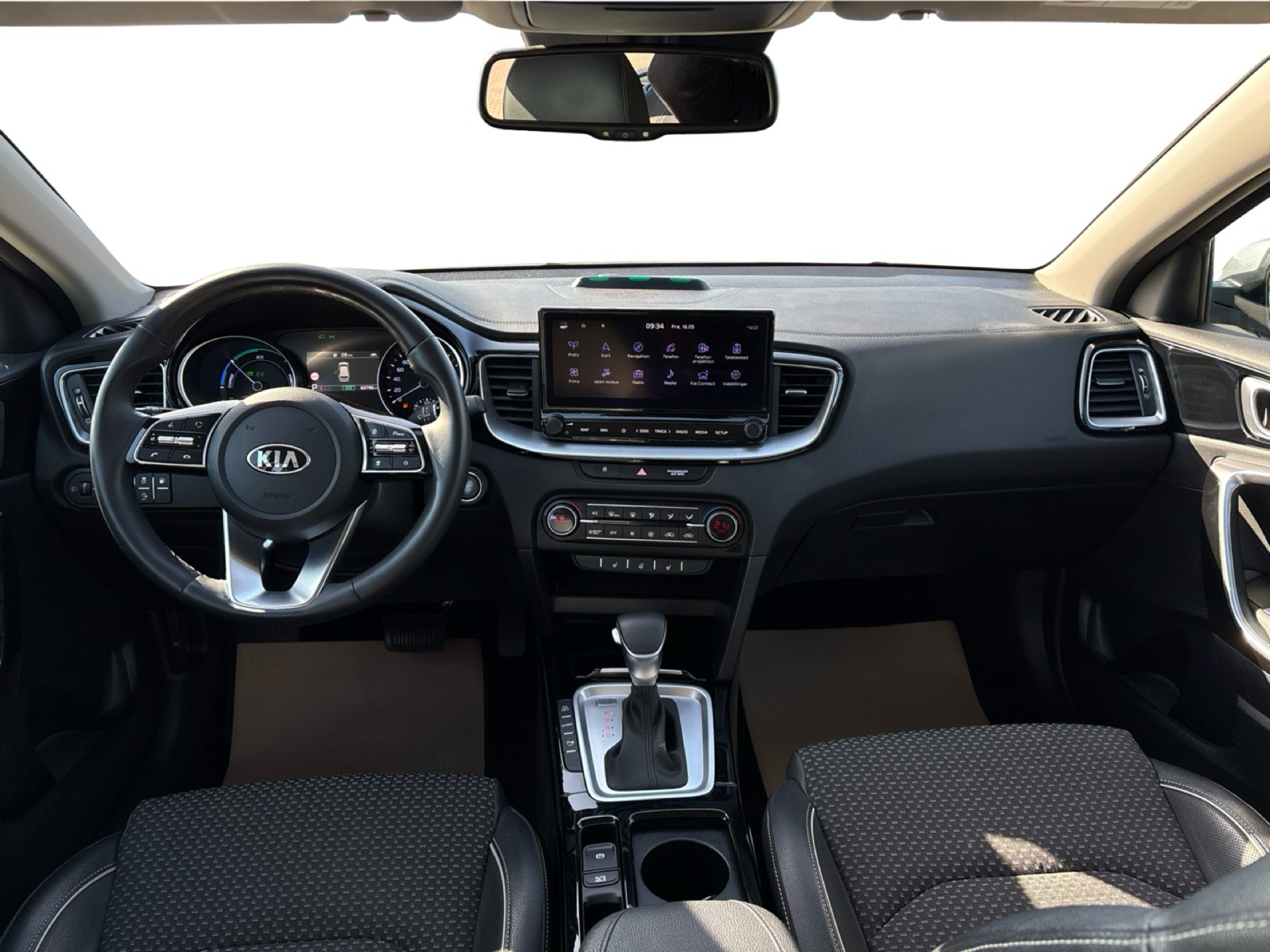 Billede af Kia Ceed SW 1,6 GDI PHEV  Plugin-hybrid Comfort m/Upgrade DCT 141HK Stc 6g Aut.