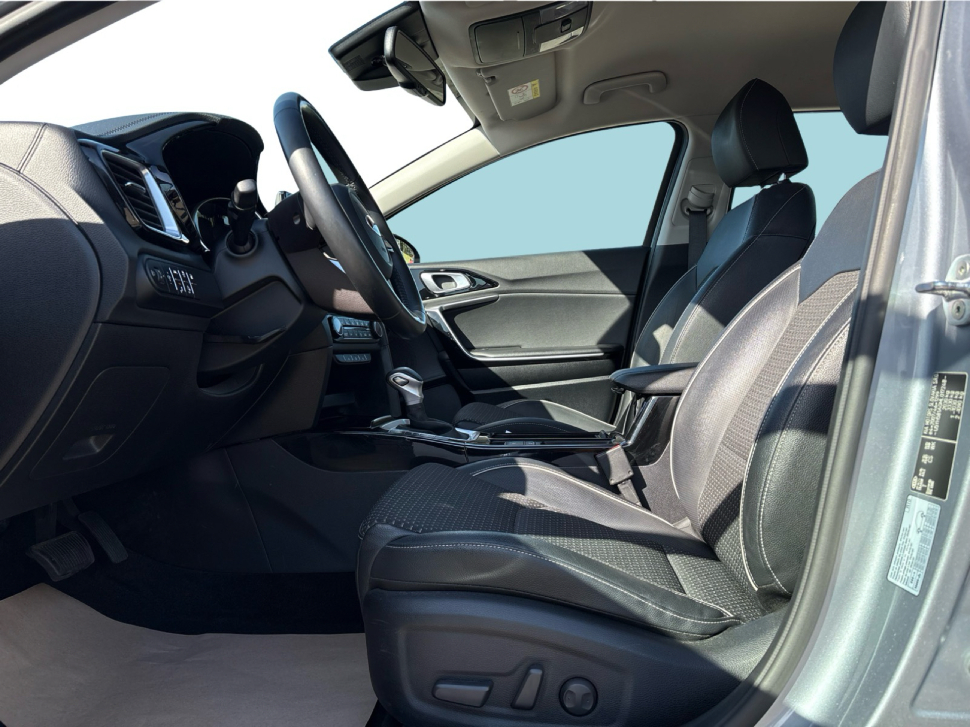 Billede af Kia Ceed SW 1,6 GDI PHEV  Plugin-hybrid Comfort m/Upgrade DCT 141HK Stc 6g Aut.