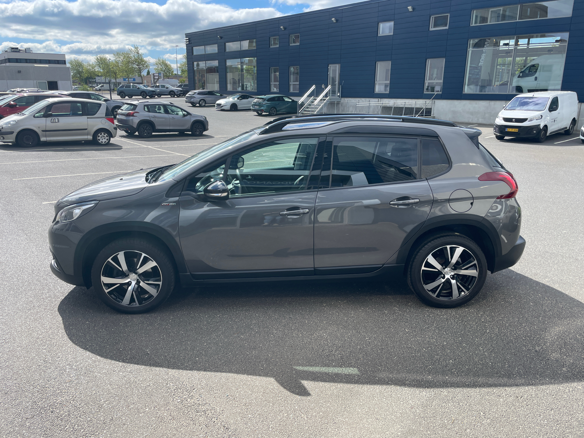 Billede af Peugeot 2008 1,5 BlueHDi GT Line Sky EAT6 120HK 5d 6g Aut.