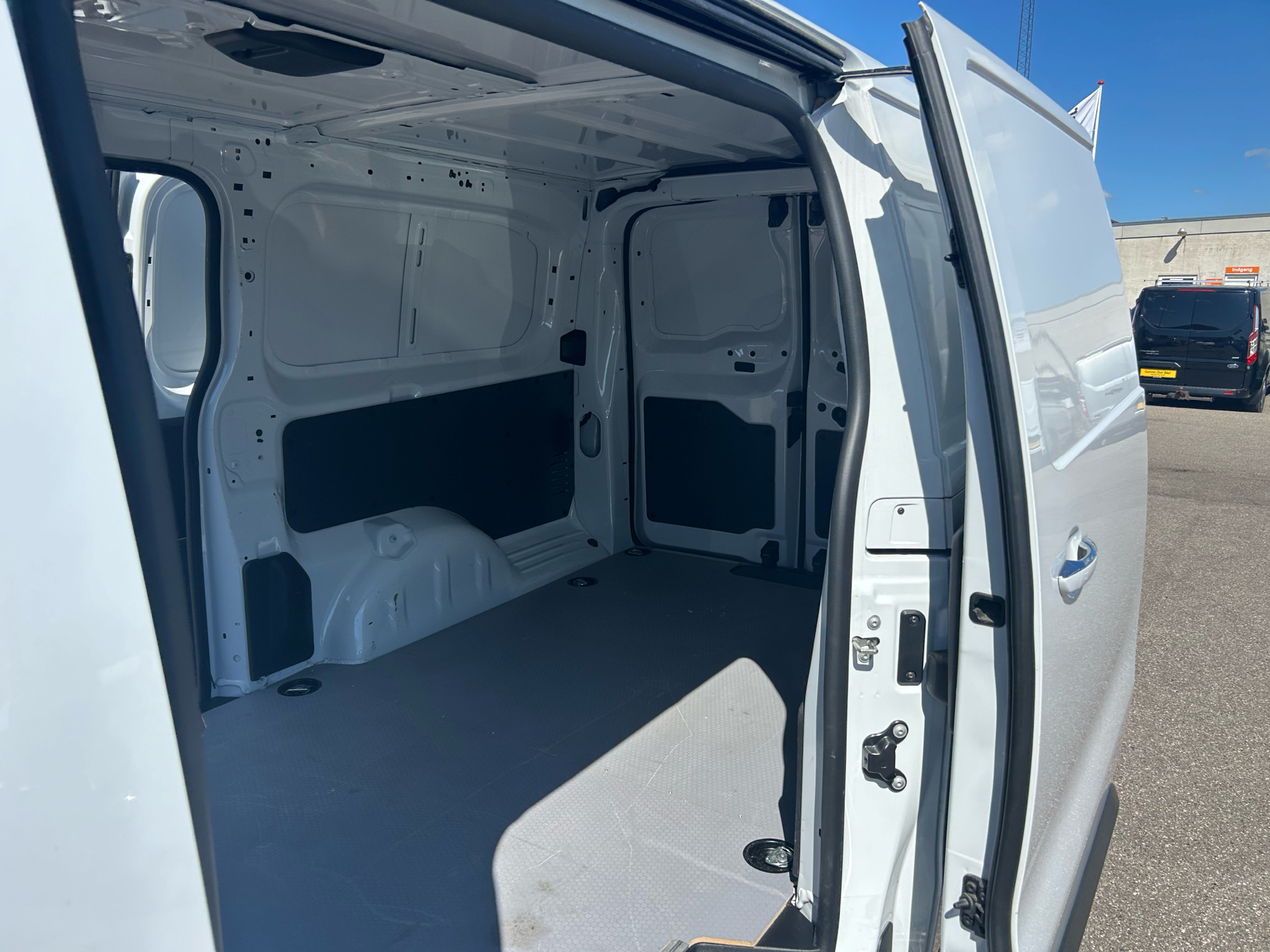 Billede af Opel Vivaro L3V2 2,0 BlueHDi Enjoy+ 145HK Van 6g