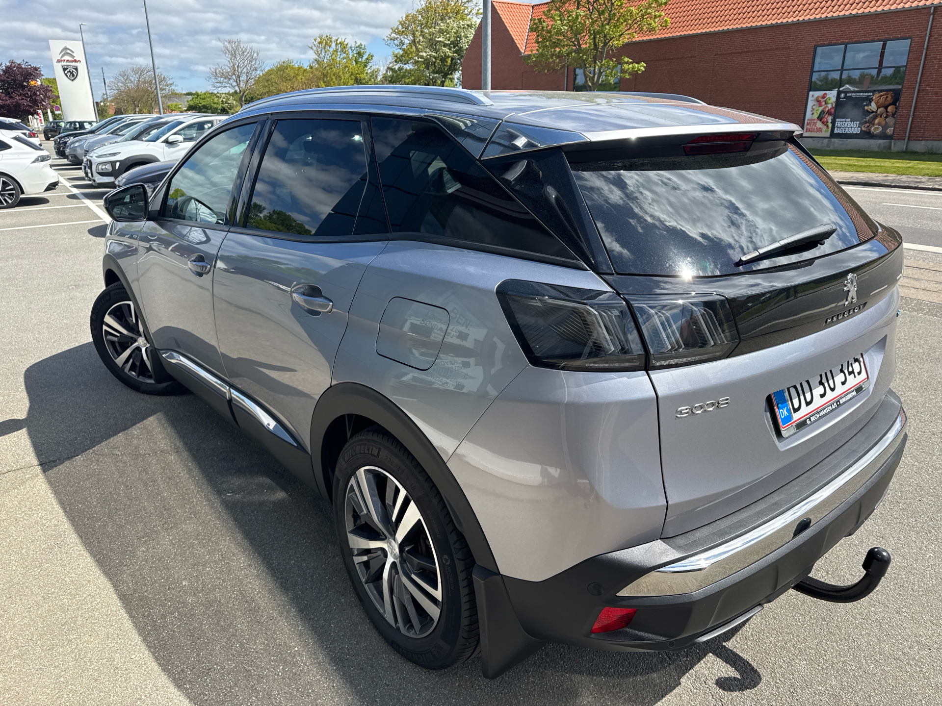 Billede af Peugeot 3008 1,6 PureTech  Plugin-hybrid Allure Pack EAT8 225HK 5d 8g Aut.