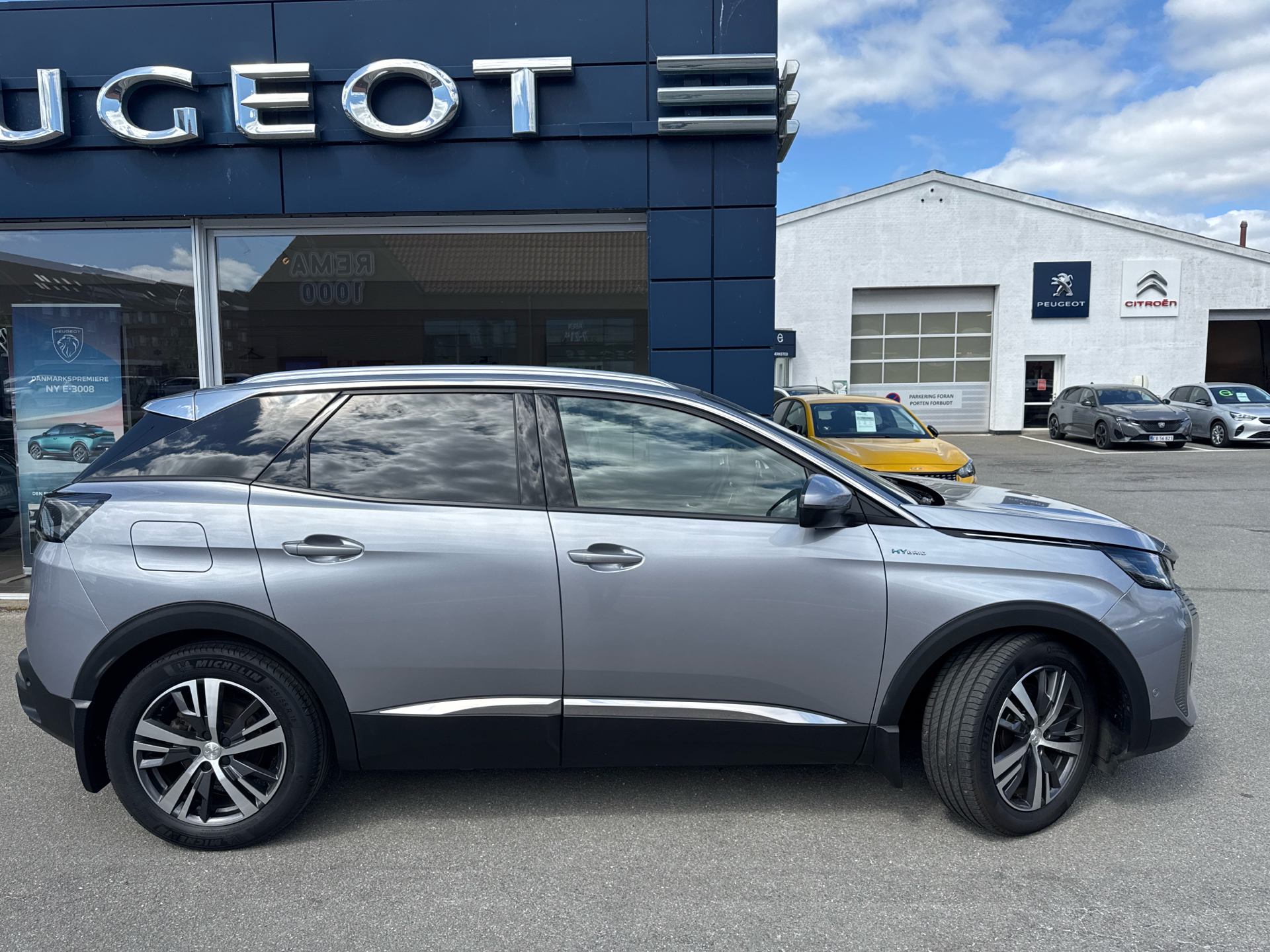 Billede af Peugeot 3008 1,6 PureTech  Plugin-hybrid Allure Pack EAT8 225HK 5d 8g Aut.