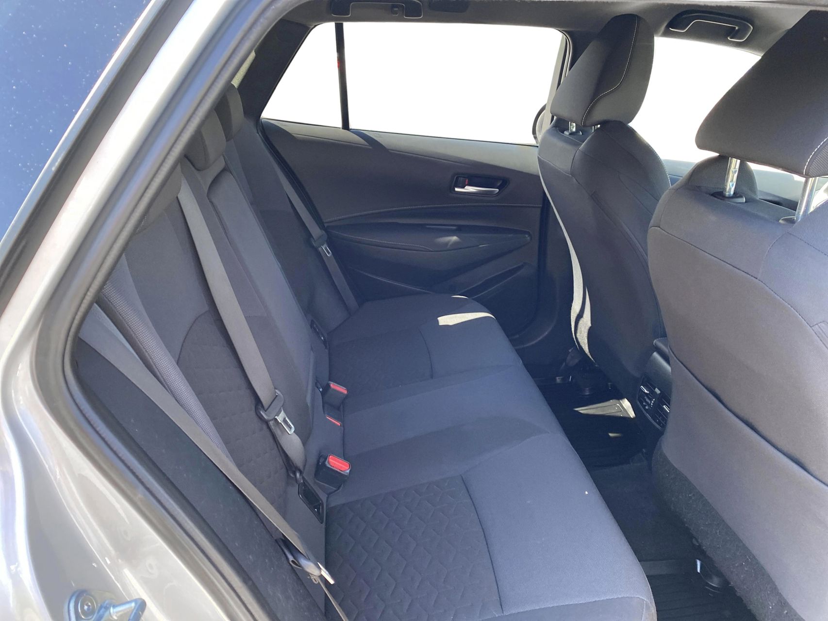 Billede af Toyota Corolla Touring Sports 1,8 Hybrid H3 E-CVT 122HK Stc Trinl. Gear