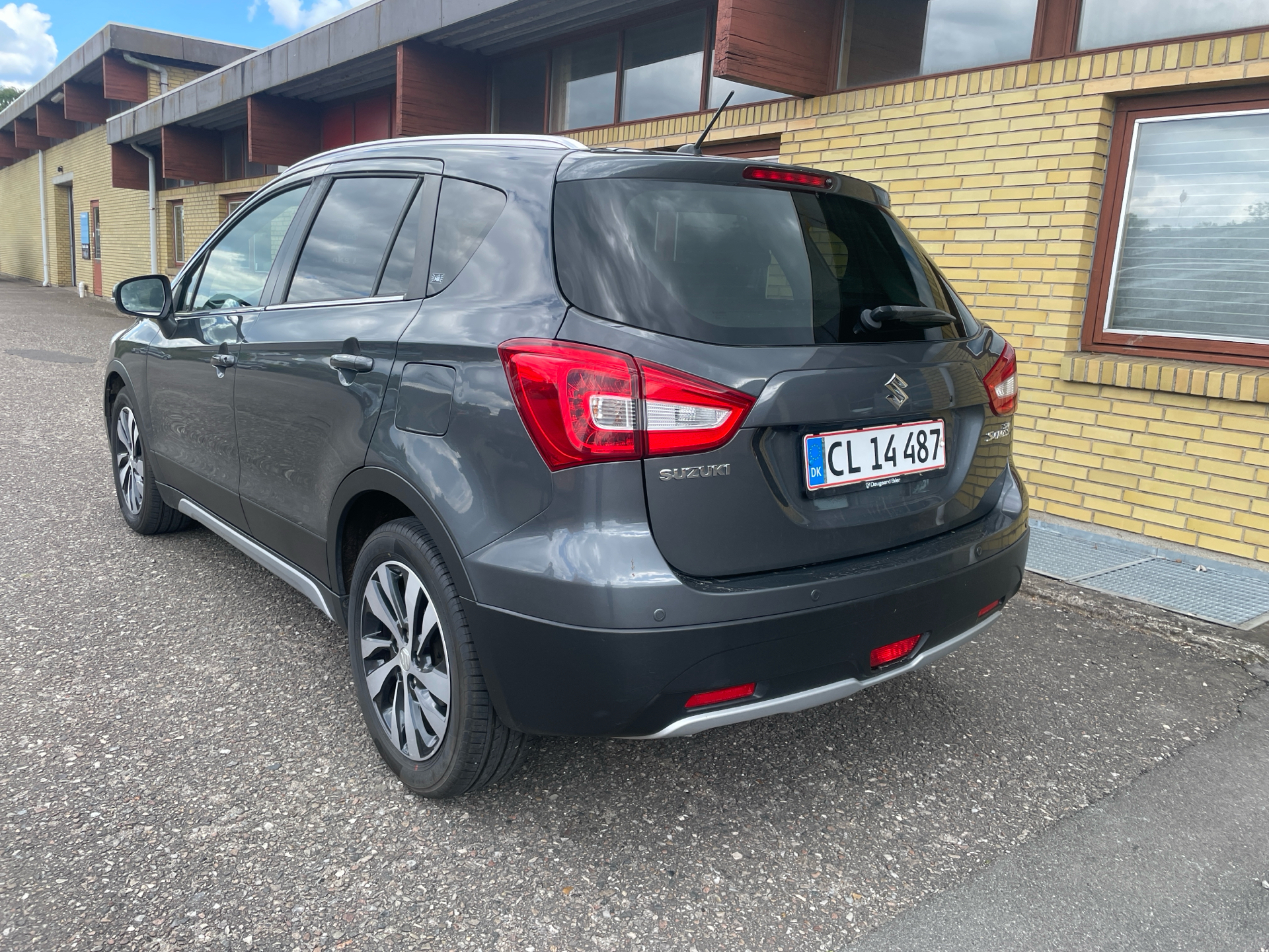 Billede af Suzuki S-Cross 1,0 Boosterjet Exclusive Holiday 112HK 5d 6g Aut.
