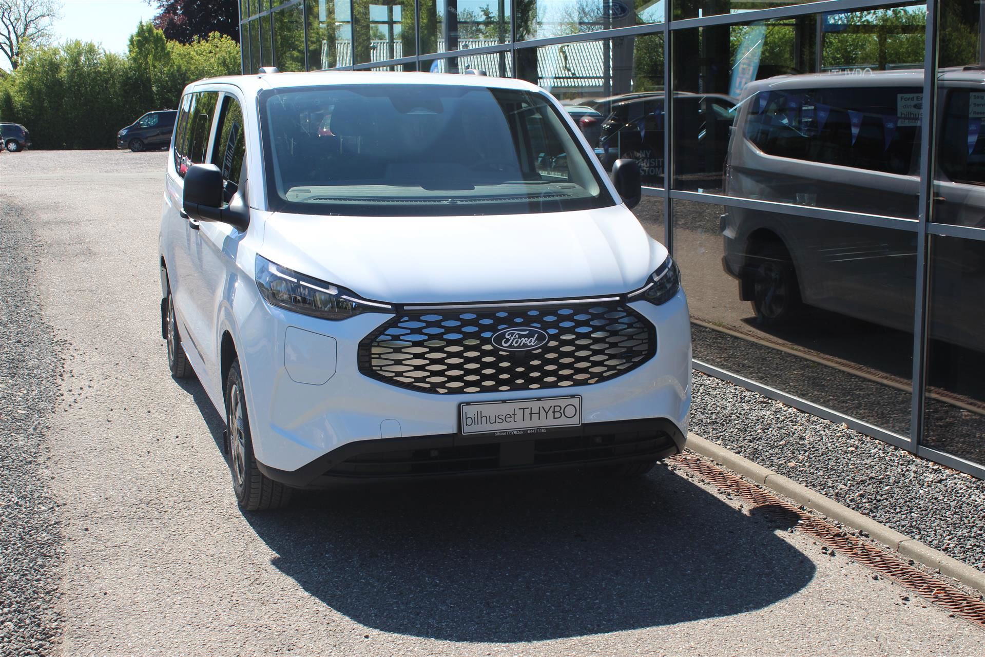 Billede af Ford E-Tourneo Custom 340 L1H1 EL Trend 218HK Aut.