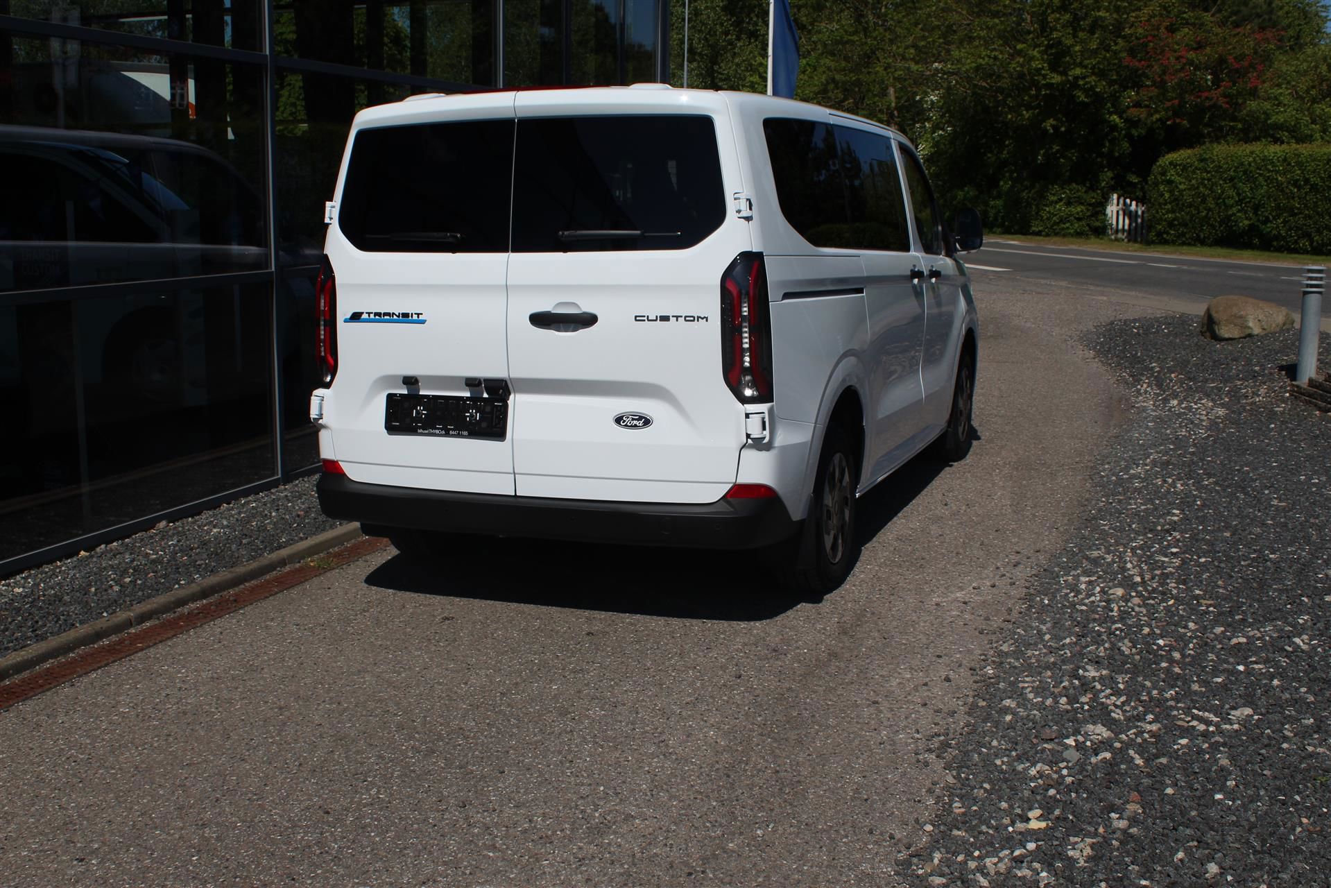 Billede af Ford E-Tourneo Custom 340 L1H1 EL Trend 218HK Aut.