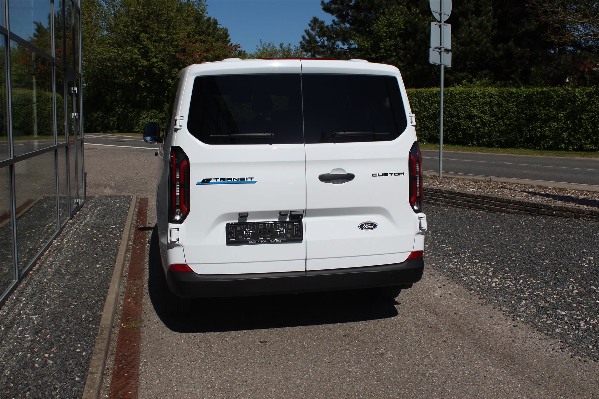 Billede af Ford E-Tourneo Custom 340 L1H1 EL Trend 218HK Aut.