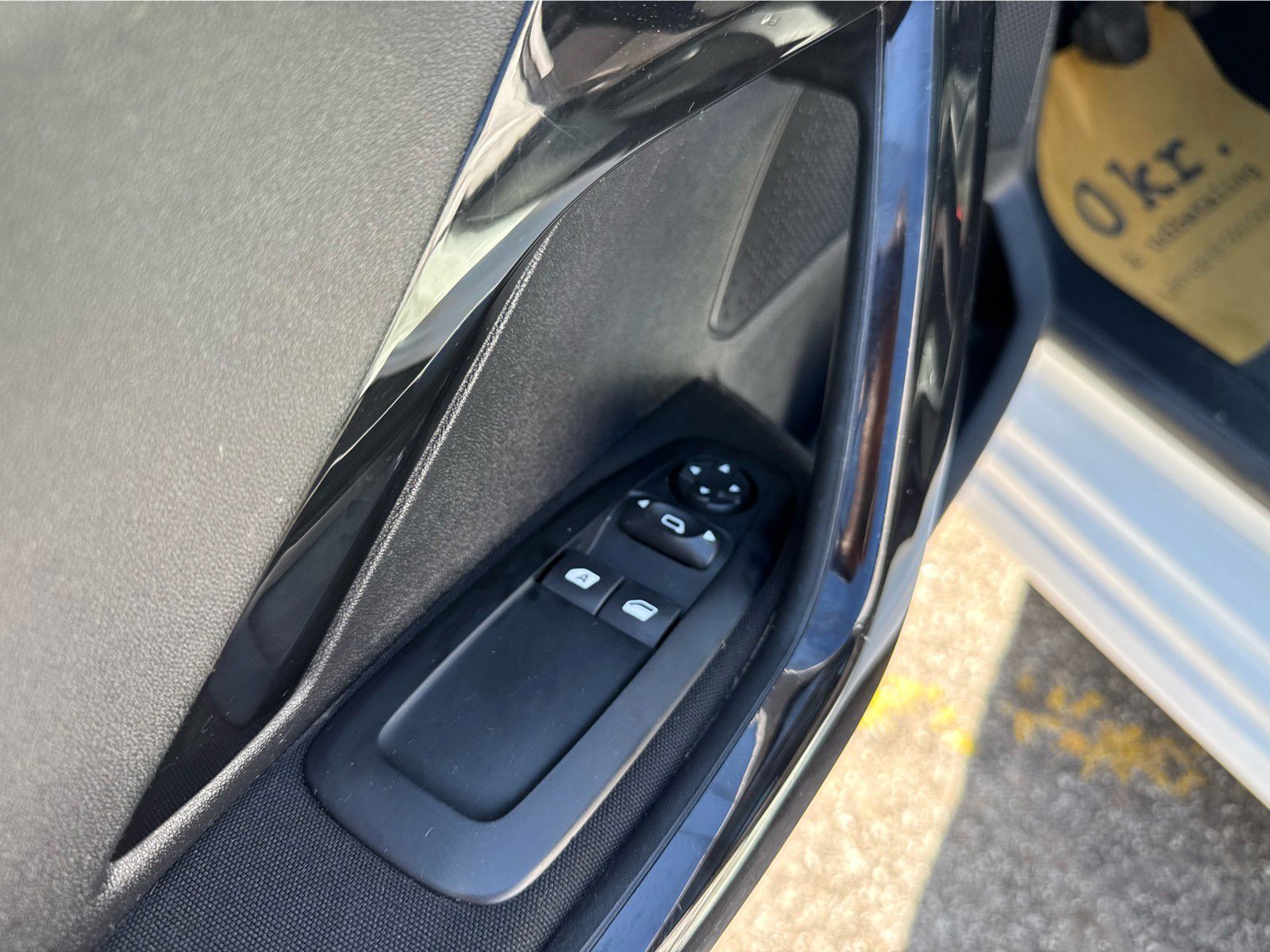 Billede af Peugeot 208 1,6 BlueHDi More+ 100HK 5d