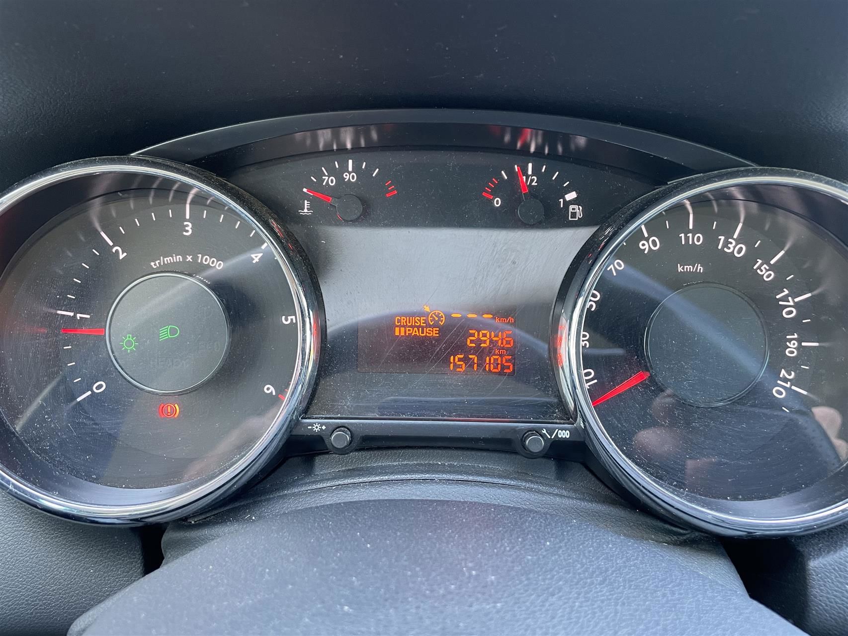 Billede af Peugeot 5008 1,6 BlueHDi Style 120HK Van 6g