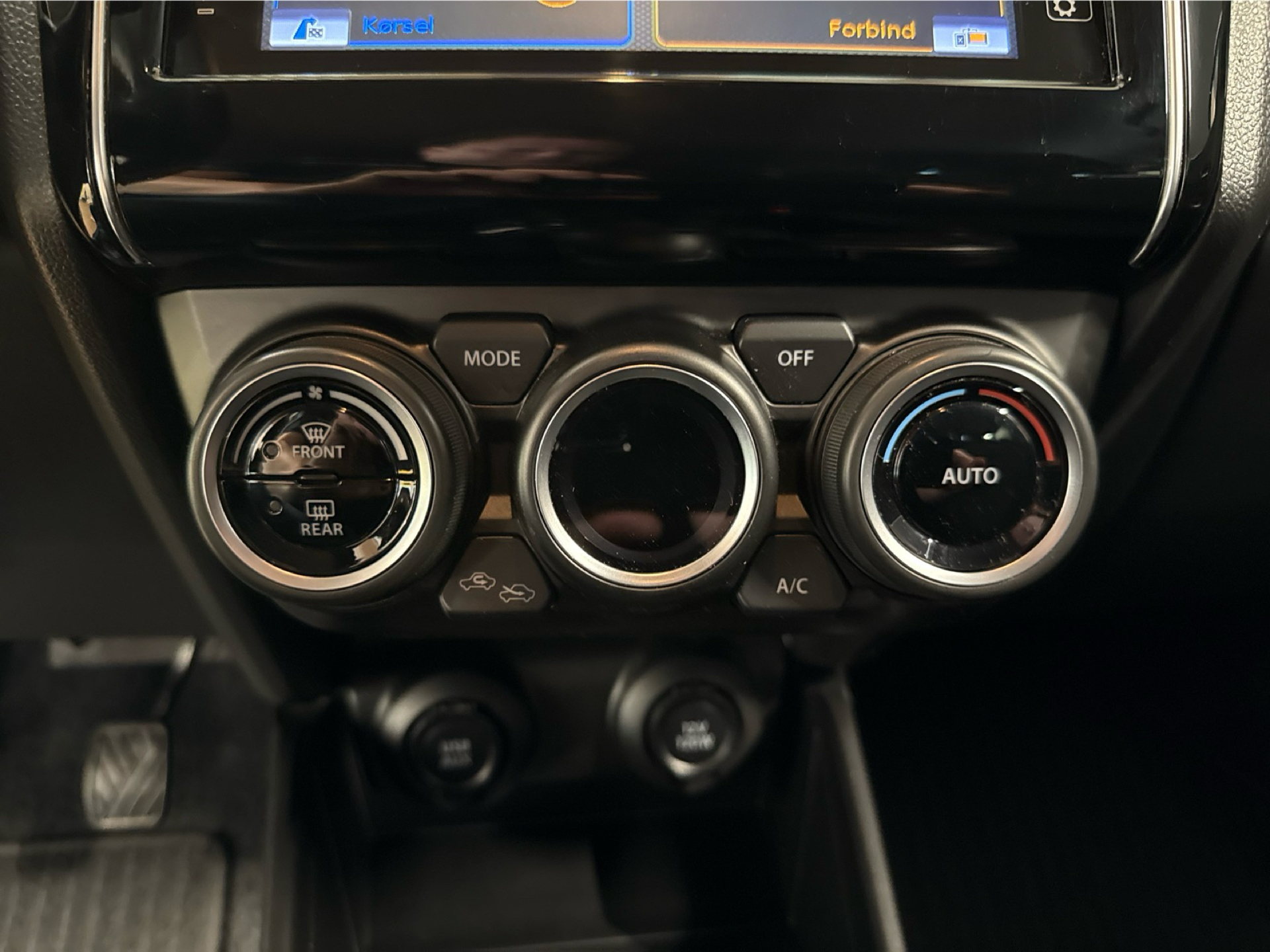 Billede af Suzuki Swift 1,2 Dualjet  Mild hybrid Exclusive AEB 83HK 5d