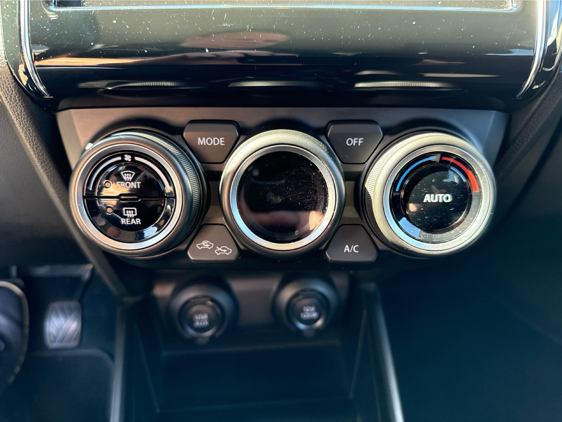 Billede af Suzuki Swift 1,0 Dualjet  Mild hybrid Exclusive Plus mild-hybrid 112HK 5d