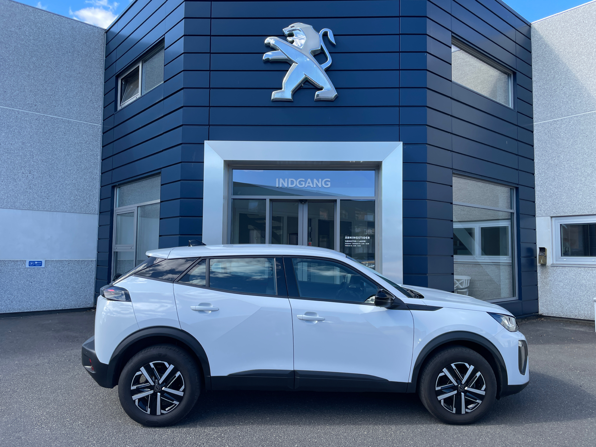 Billede af Peugeot 2008 1,2 PureTech Active+ 100HK 5d 6g