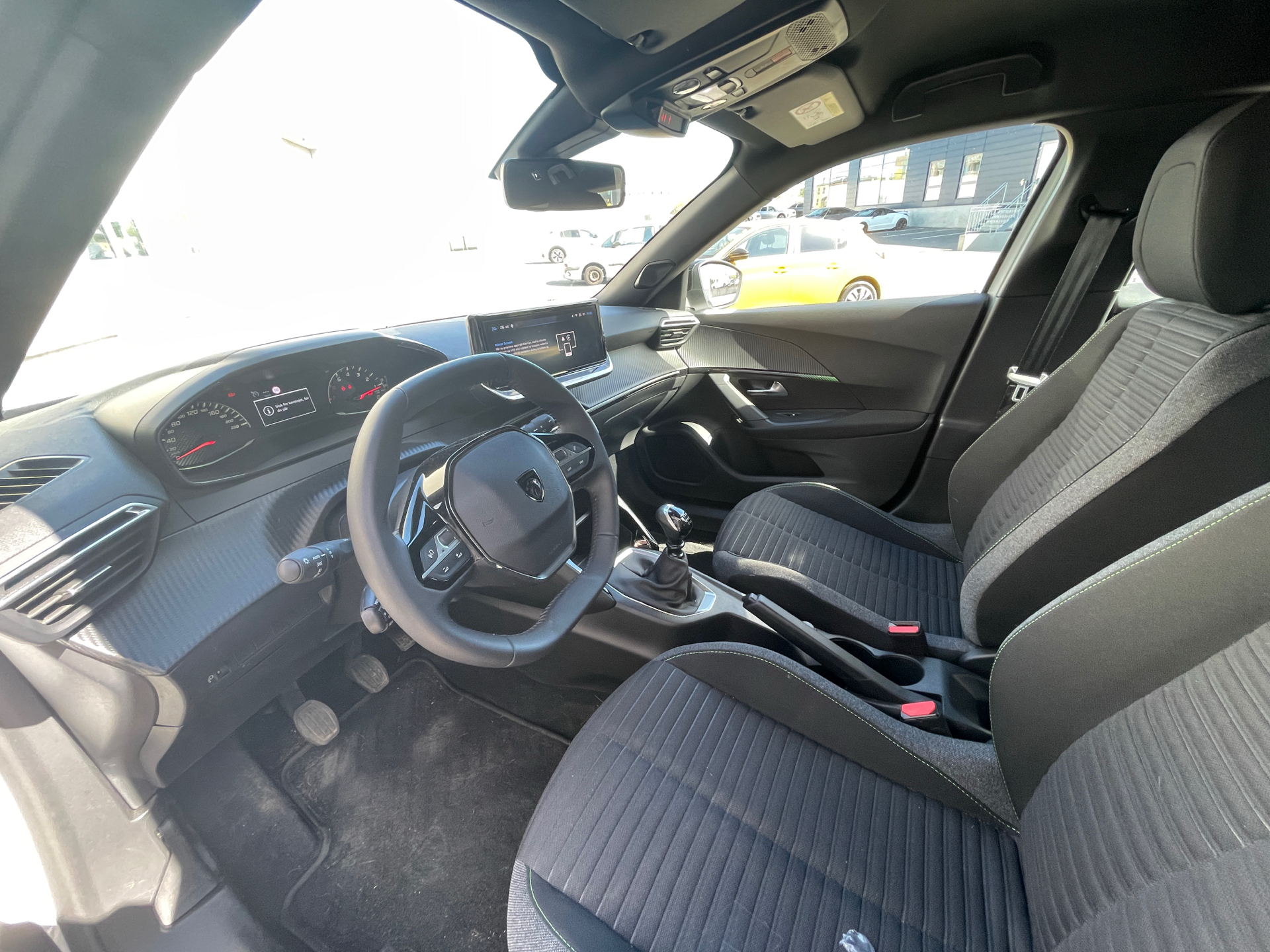 Billede af Peugeot 2008 1,2 PureTech Active+ 100HK 5d 6g