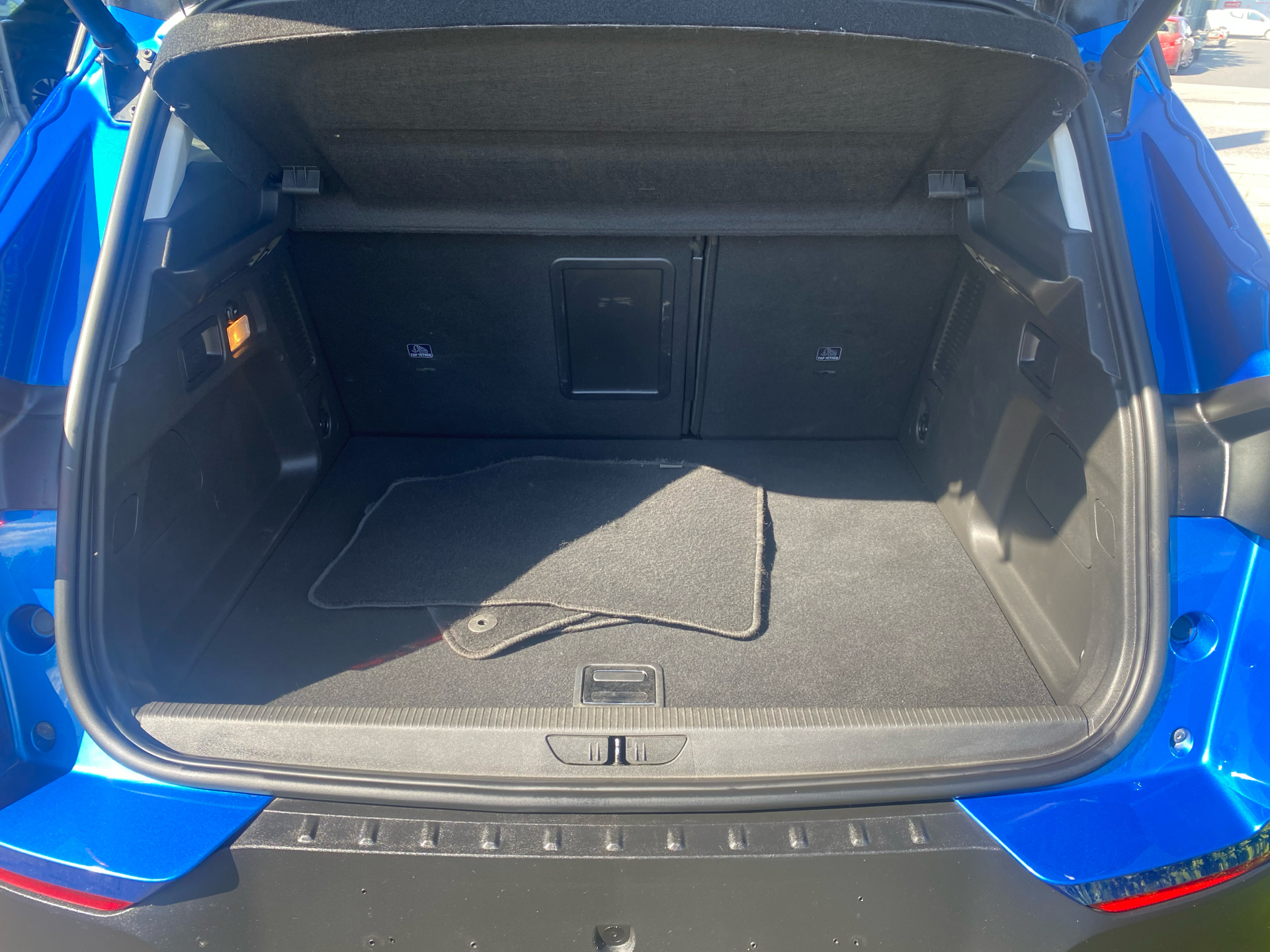 Billede af Opel Grandland X 1,6 PHEV  Plugin-hybrid Ultimate 225HK 5d 8g Aut.