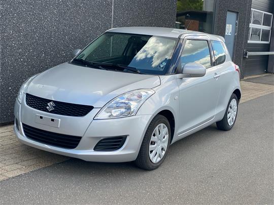 Suzuki Swift 1,2 16V Cruise 94HK 3d
