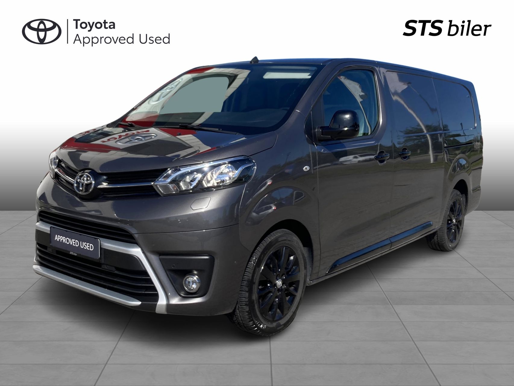 Billede af Toyota Proace Long 2,0 D Comfort Master Black Pack Dobbelt skydedør, Dob. Bagdør 177HK Van 8g Aut.