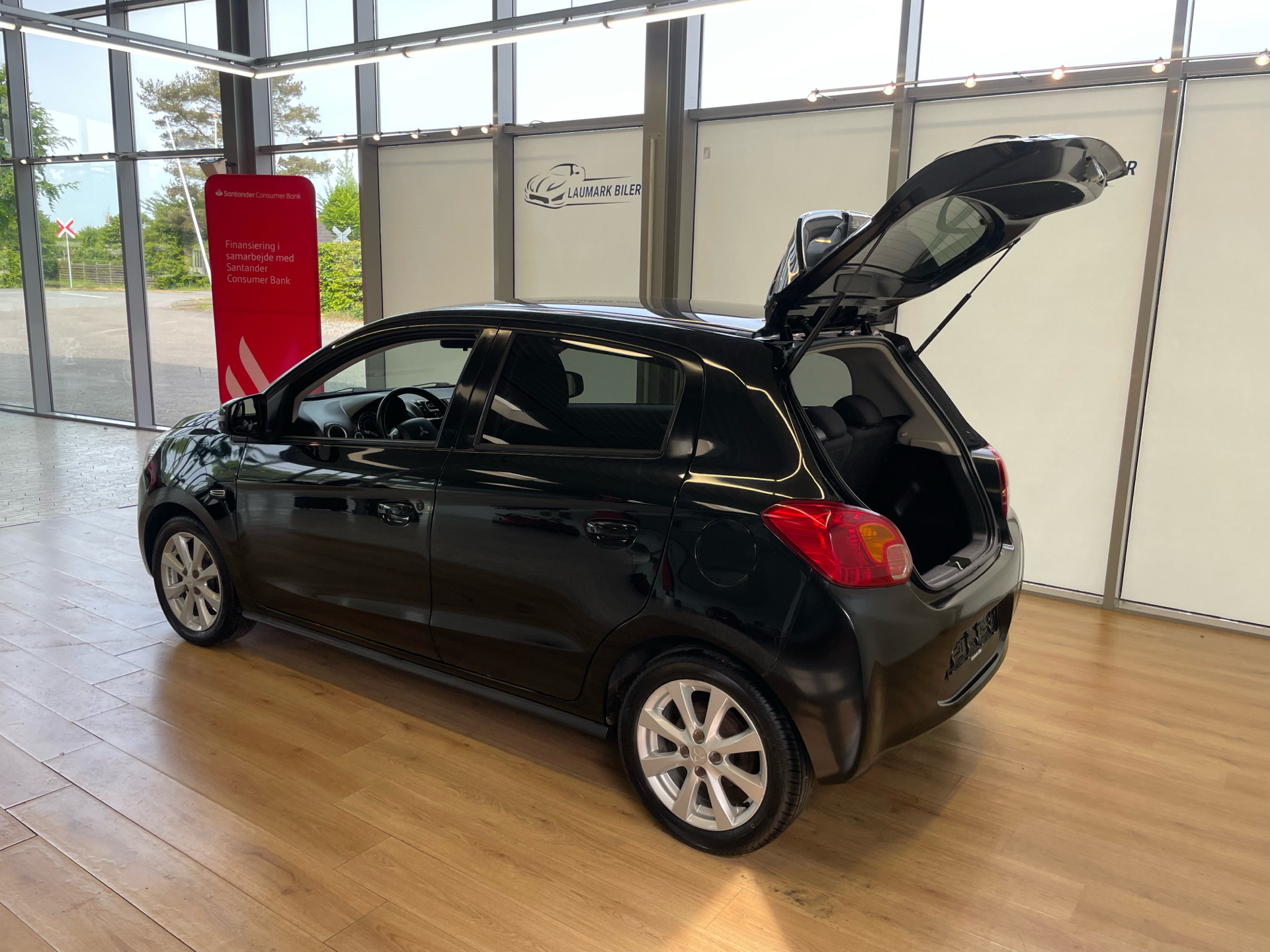 Billede af Mitsubishi Space Star 1,2 Intense 80HK 5d
