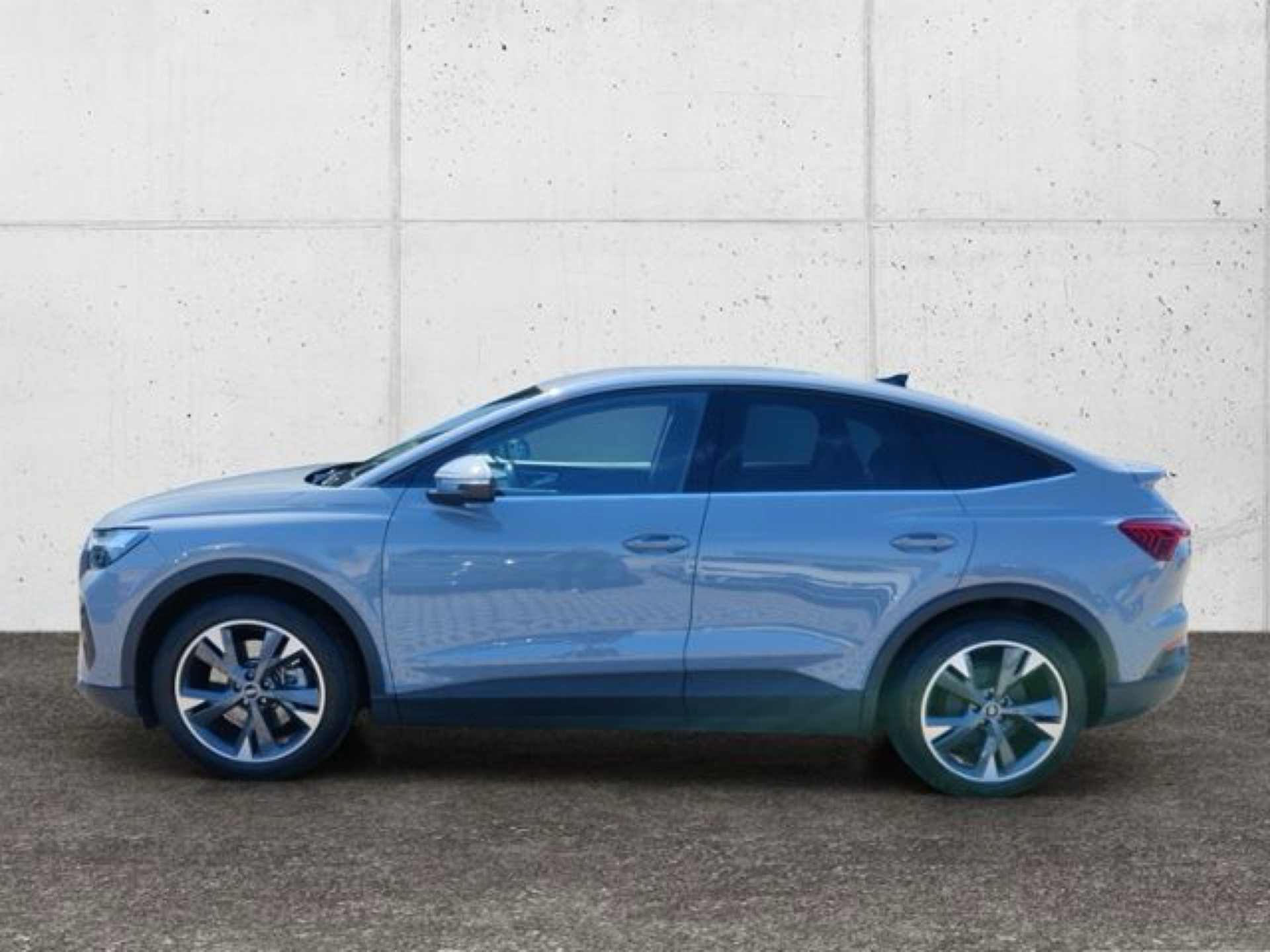 Billede af Audi Q4 Sportback 40 E-tron Attitude 204HK 5d Aut.