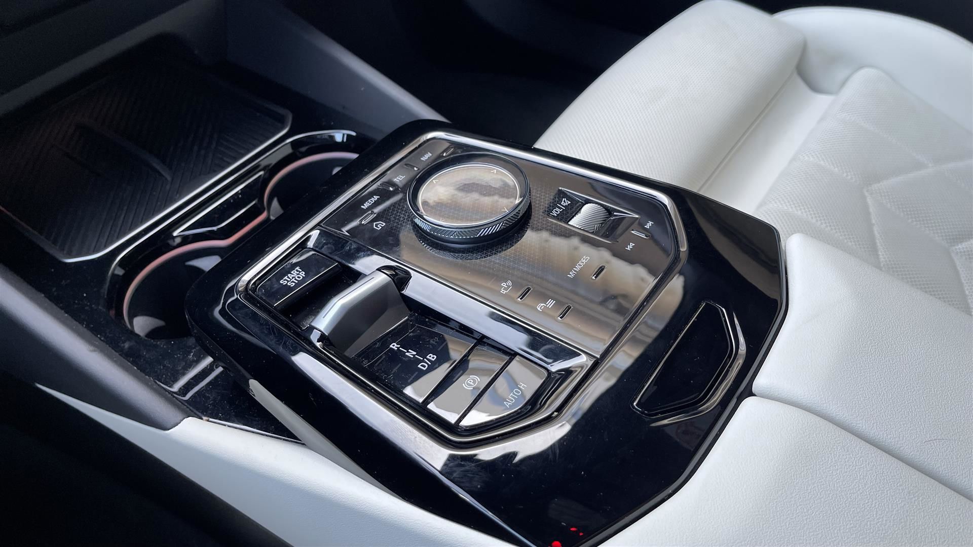 Billede af BMW i5 eDrive40 Touring M-Sport Pro 340HK Stc Aut. 