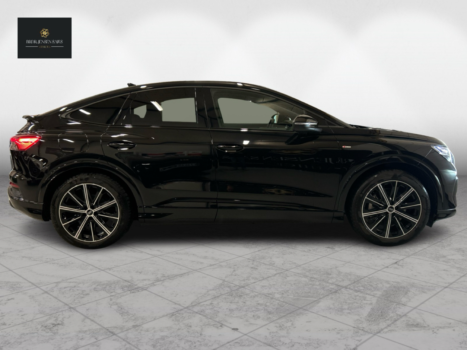 Billede af Audi Q4 Sportback 40 E-tron S Line 204HK 5d Aut.