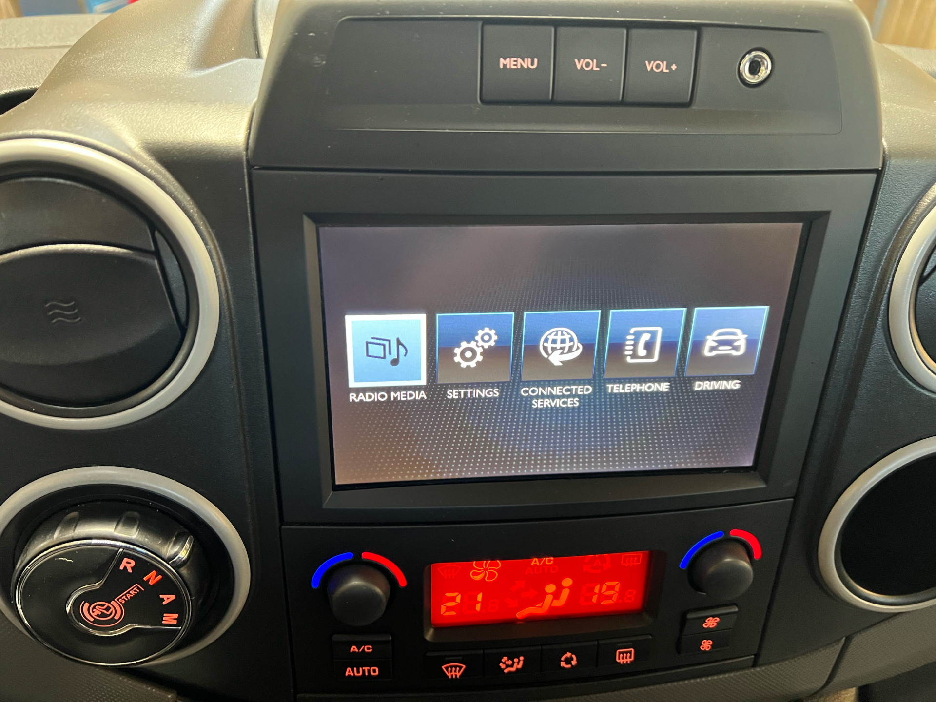 Billede af Peugeot Partner L1 1,6 BlueHDi Premium ESG 100HK Van Aut.