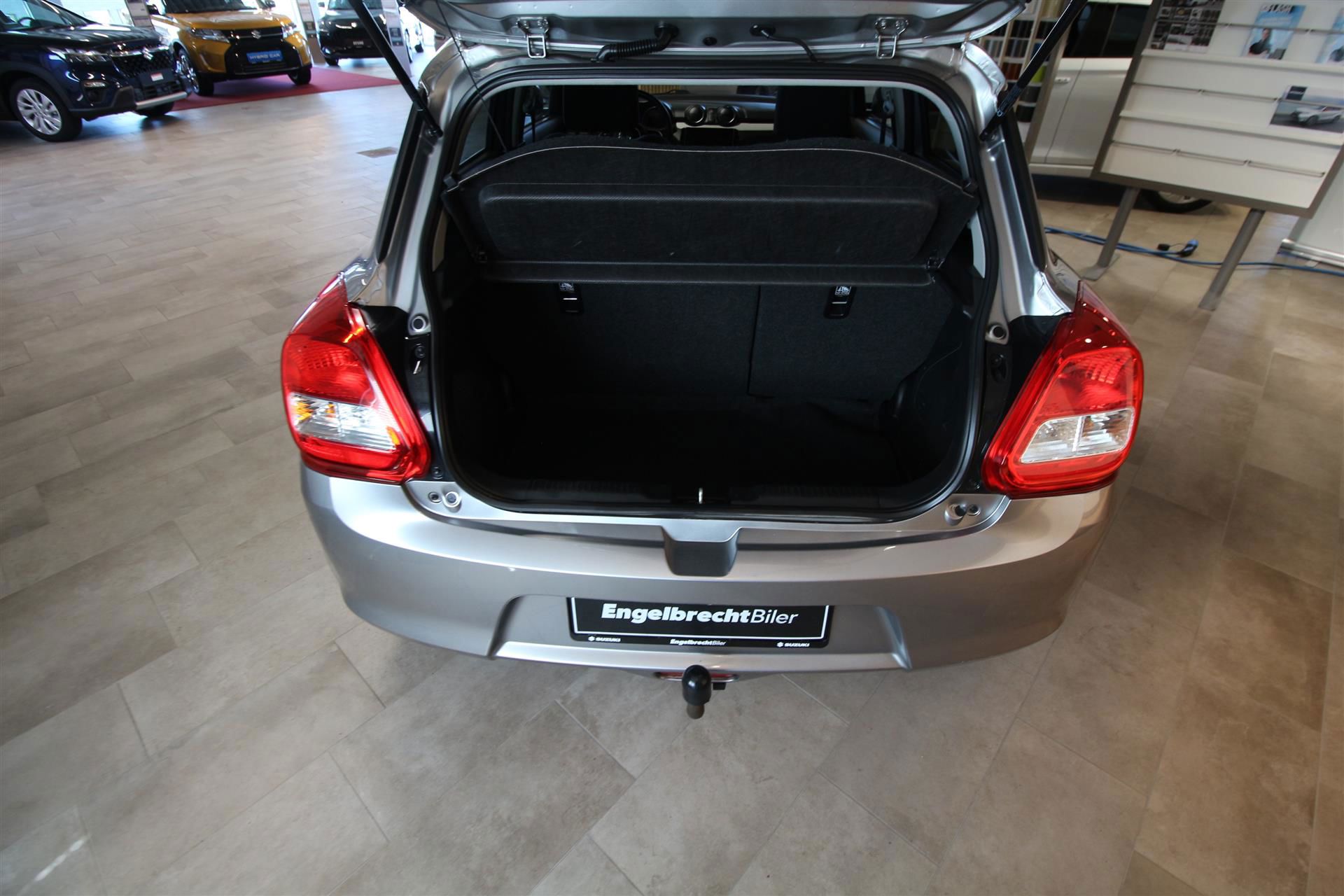 Billede af Suzuki Swift 1,2 Dualjet  Mild hybrid Action Hybrid 90HK 5d