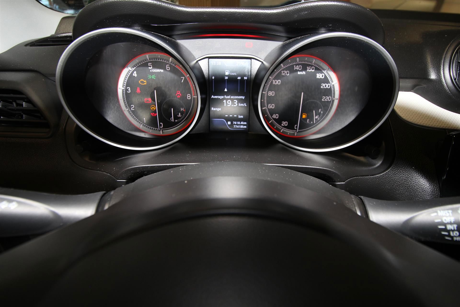 Billede af Suzuki Swift 1,2 Dualjet  Mild hybrid Action Hybrid 90HK 5d