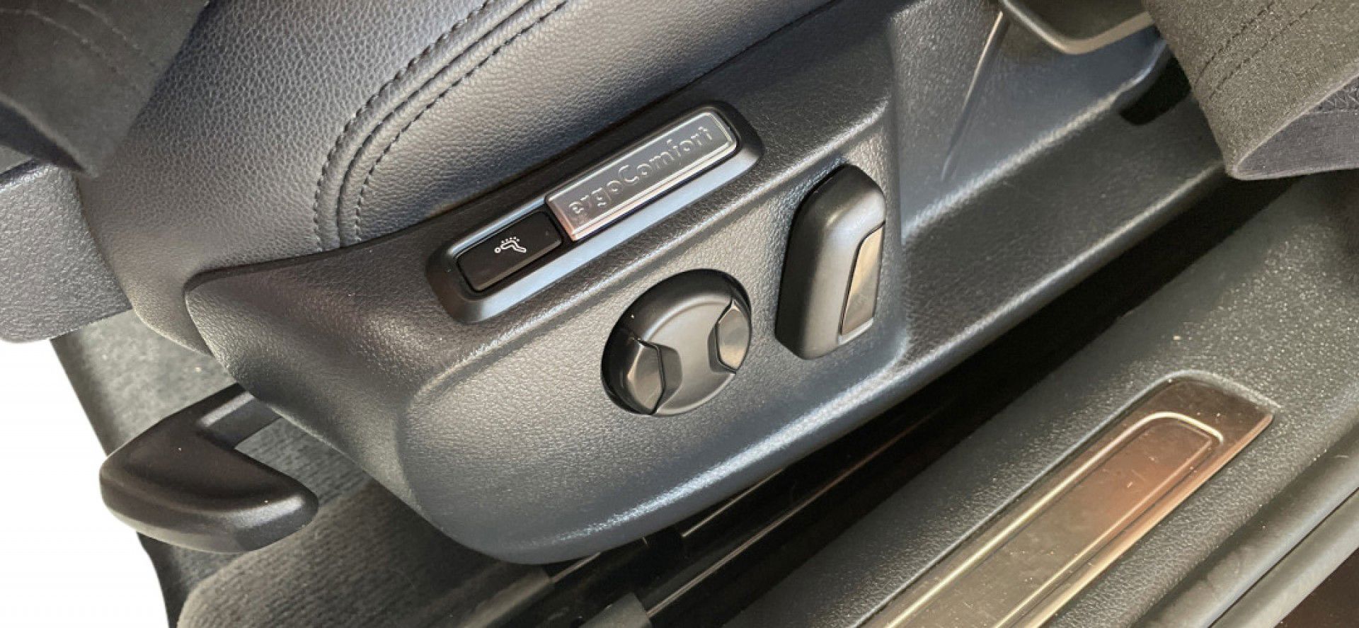 Billede af VW Passat Variant 2,0 TDI BMT Highline Premium DSG 190HK Stc 7g Aut.