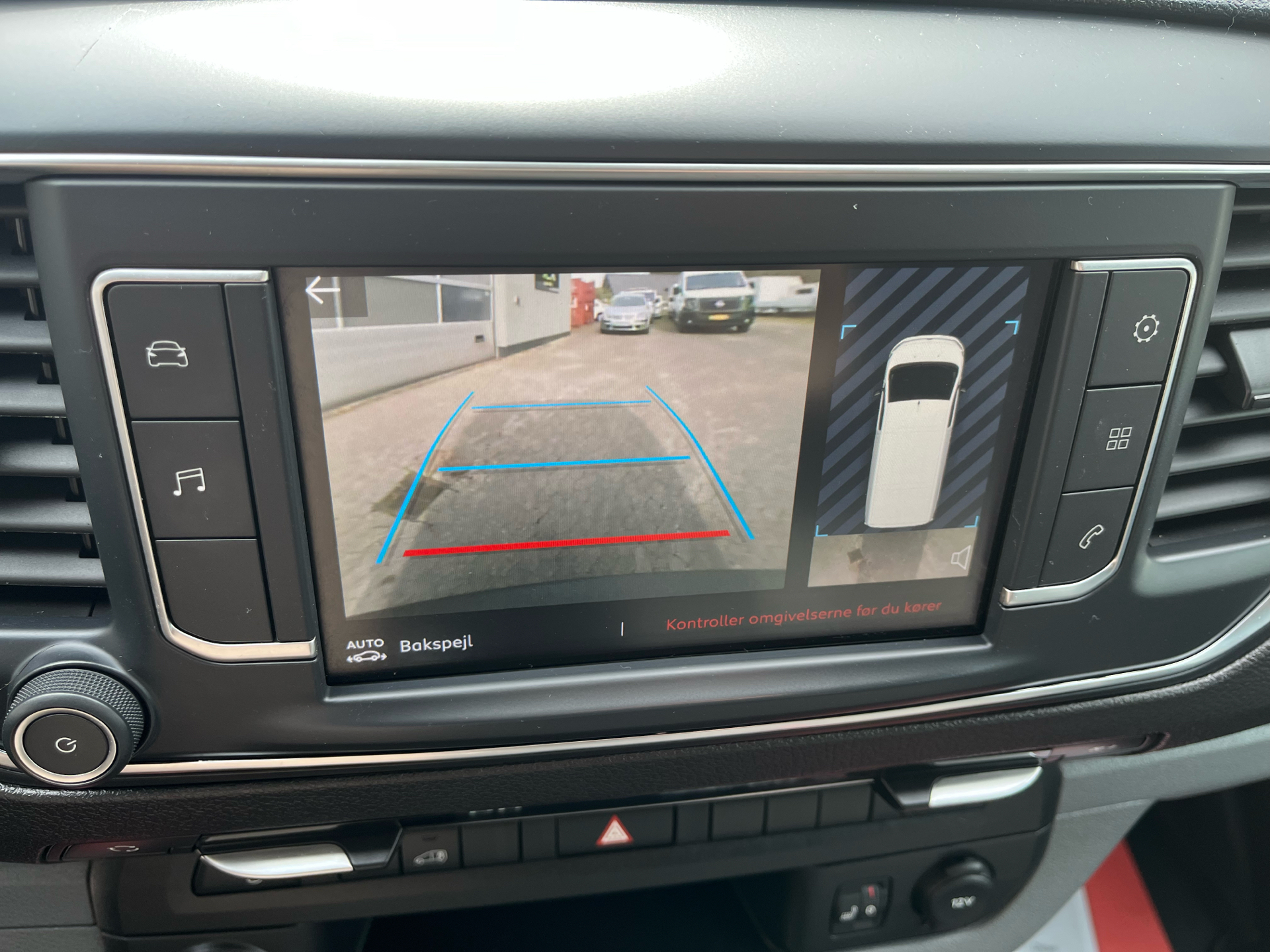 Billede af Citroën Jumpy L3 2,0 Blue HDi Masterline EAT8 180HK Van 8g Aut.