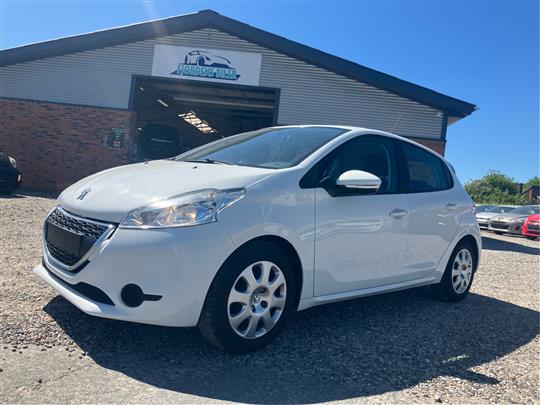 Peugeot 208 1,6 e-HDi Active 92HK 5d