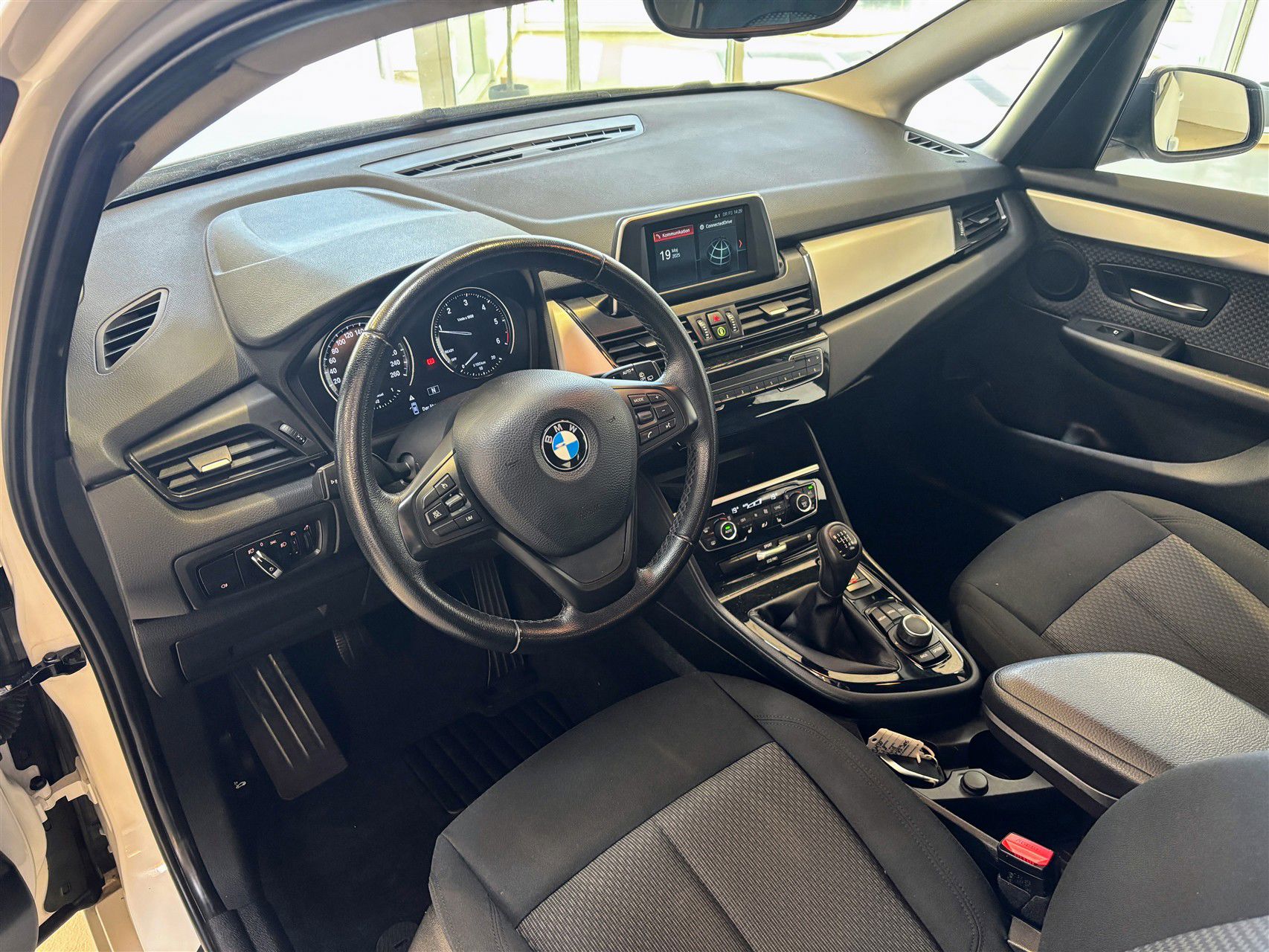 Billede af BMW 218d Active Tourer 2,0 D Advantage 150HK Stc 6g