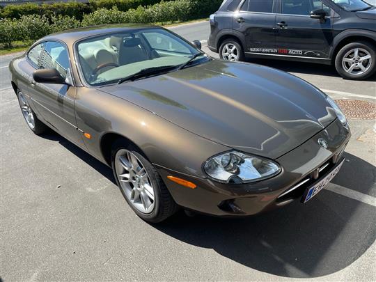 Jaguar XK8 4,0 284HK 2d Aut.