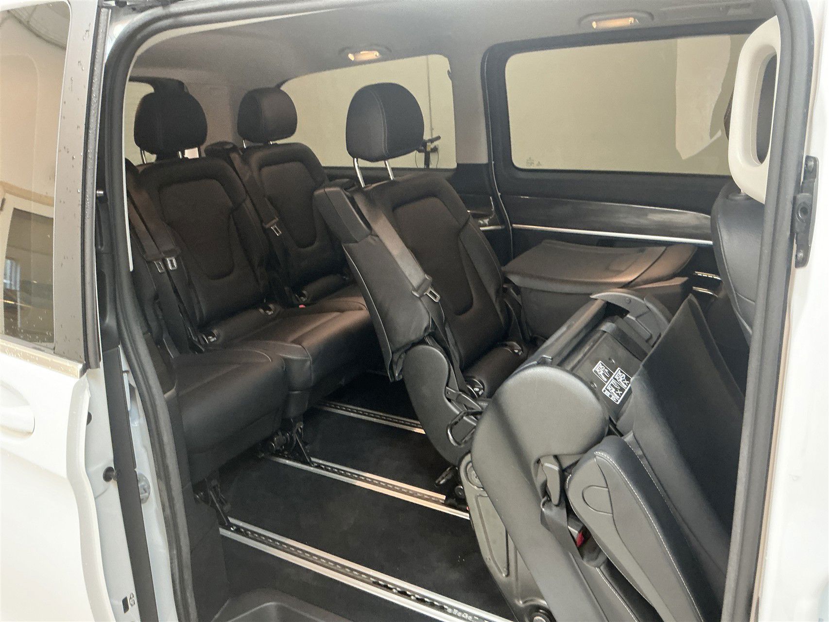 Billede af Mercedes-Benz EQV 300 Lang EL Avantgarde 204HK Aut.
