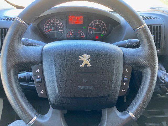 Billede af Peugeot Boxer 333 L2H1 2,2 BlueHDi Premium Pro 140HK Van 6g