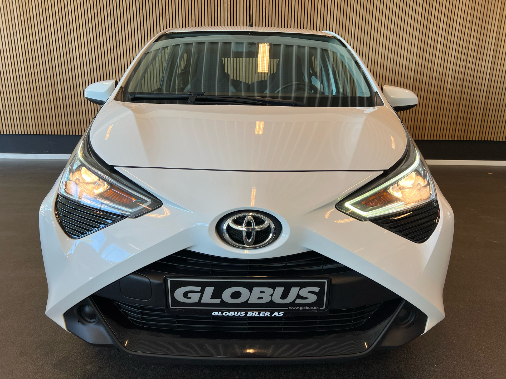 Billede af Toyota Aygo 1,0 VVT-I X-plore DAB+ 72HK 5d