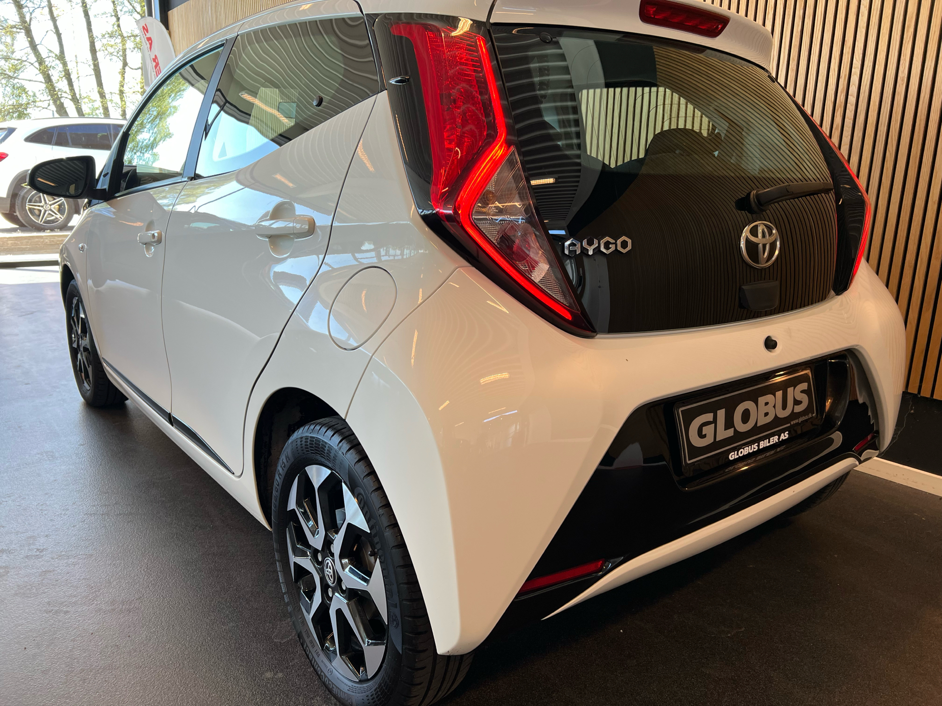 Billede af Toyota Aygo 1,0 VVT-I X-plore DAB+ 72HK 5d