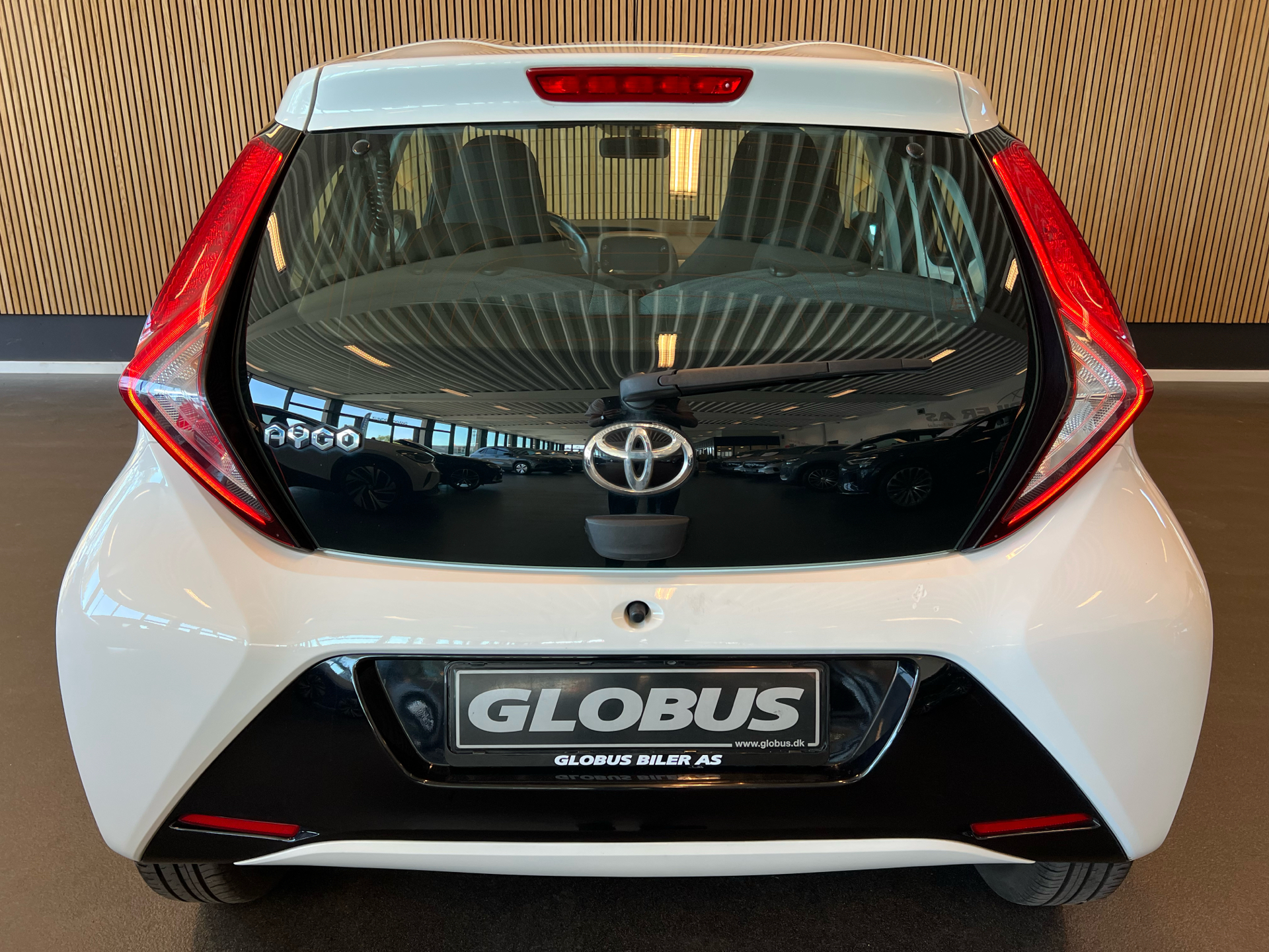 Billede af Toyota Aygo 1,0 VVT-I X-plore DAB+ 72HK 5d