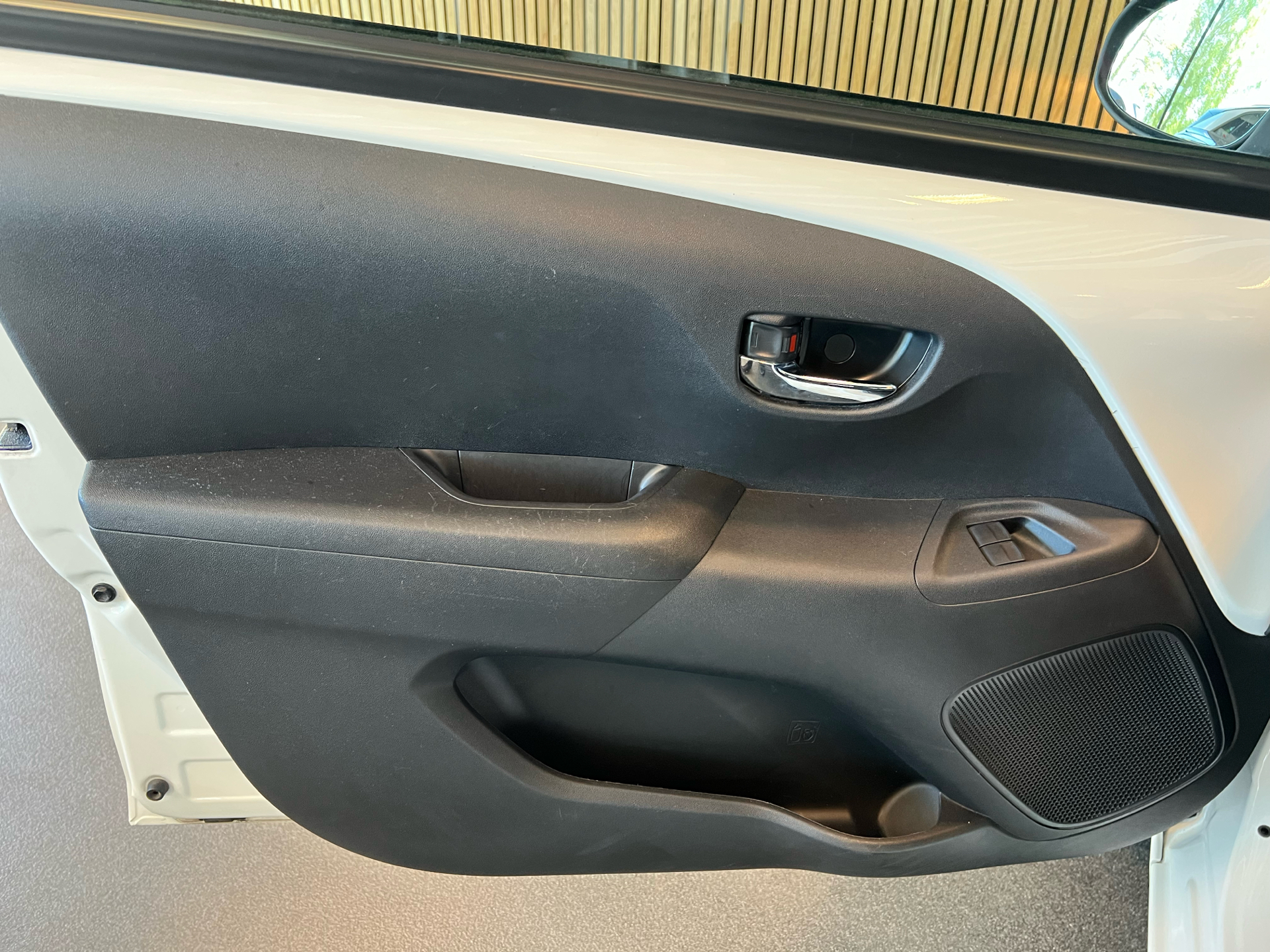 Billede af Toyota Aygo 1,0 VVT-I X-plore DAB+ 72HK 5d