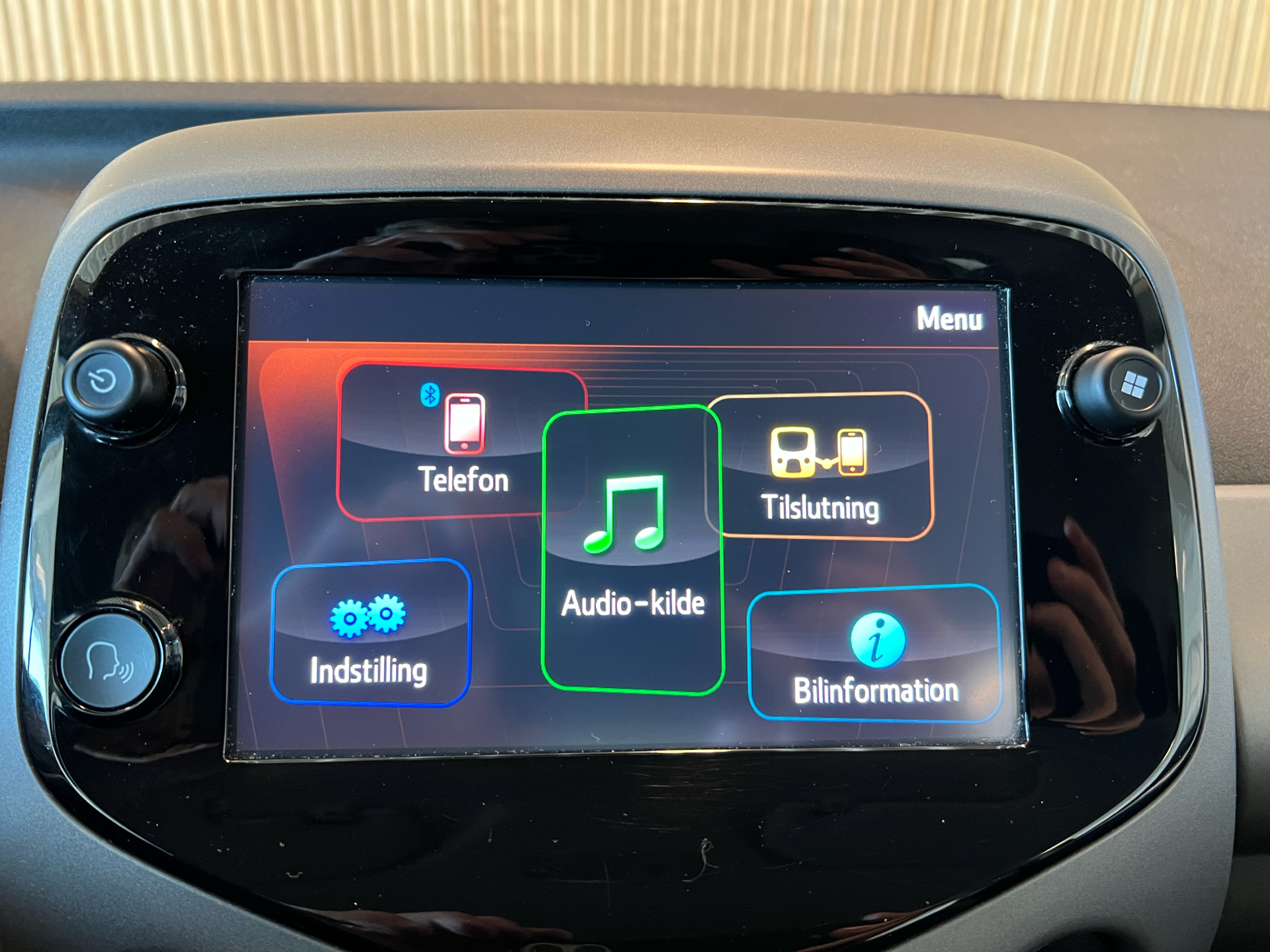 Billede af Toyota Aygo 1,0 VVT-I X-plore DAB+ 72HK 5d
