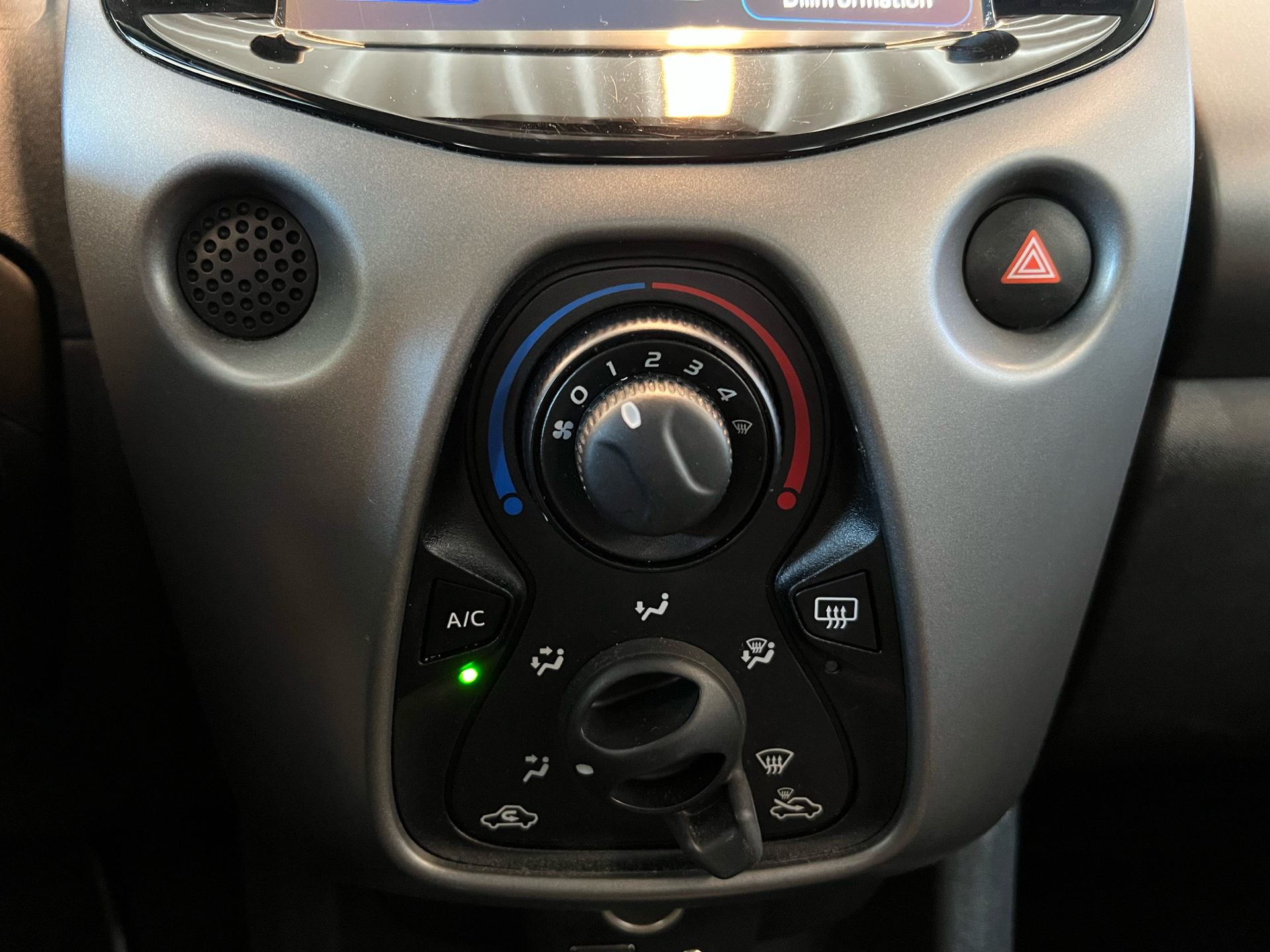 Billede af Toyota Aygo 1,0 VVT-I X-plore DAB+ 72HK 5d