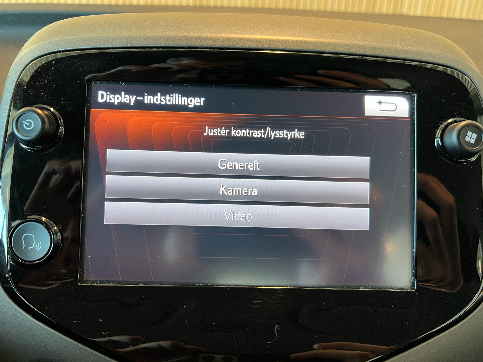 Billede af Toyota Aygo 1,0 VVT-I X-plore DAB+ 72HK 5d
