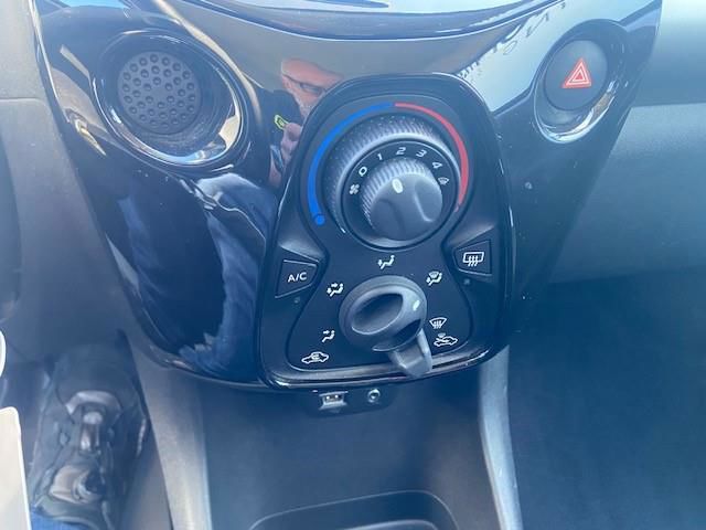 Billede af Citroën C1 1,2 PureTech Shine 82HK 5d