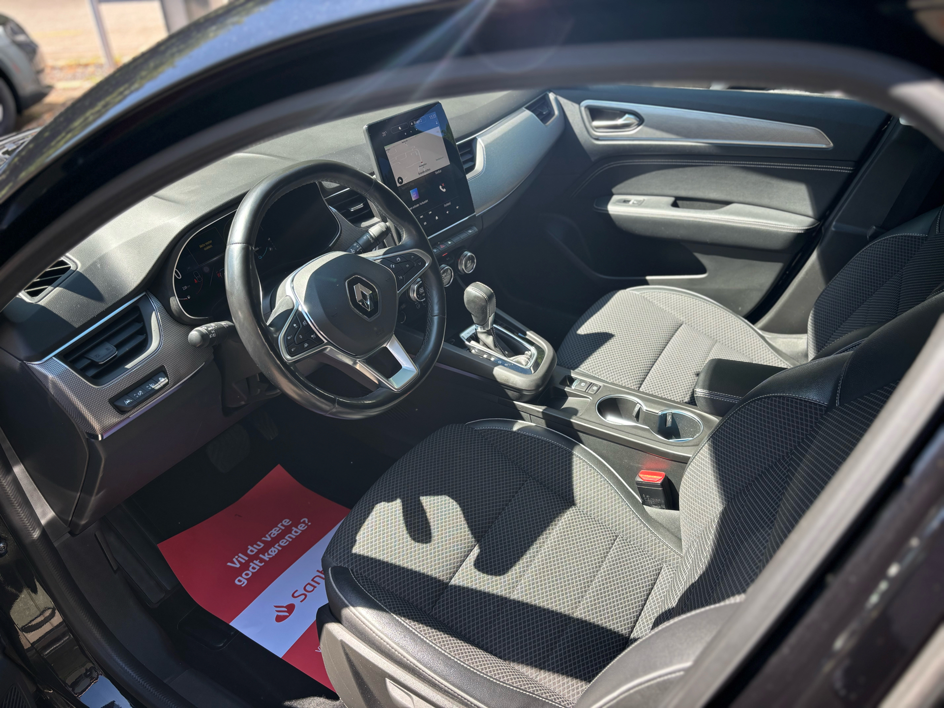 Billede af Renault Arkana 1,6 E-TECH  Hybrid Intens 145HK 5d Aut.